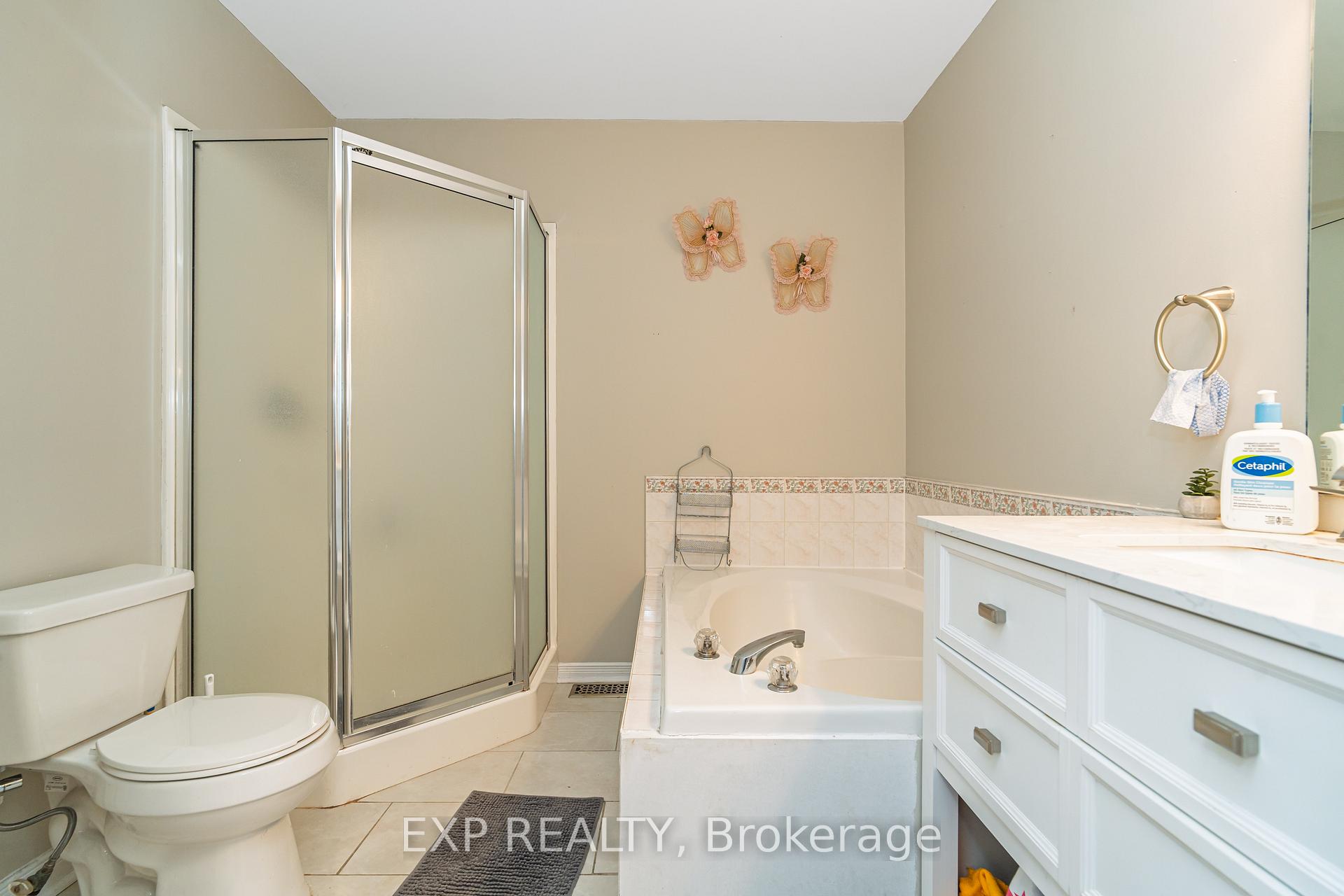 Photo 14 of 1089 Ballantyne Drive, Ottawa, Fallingbrook/Gardenway South — HOMEH