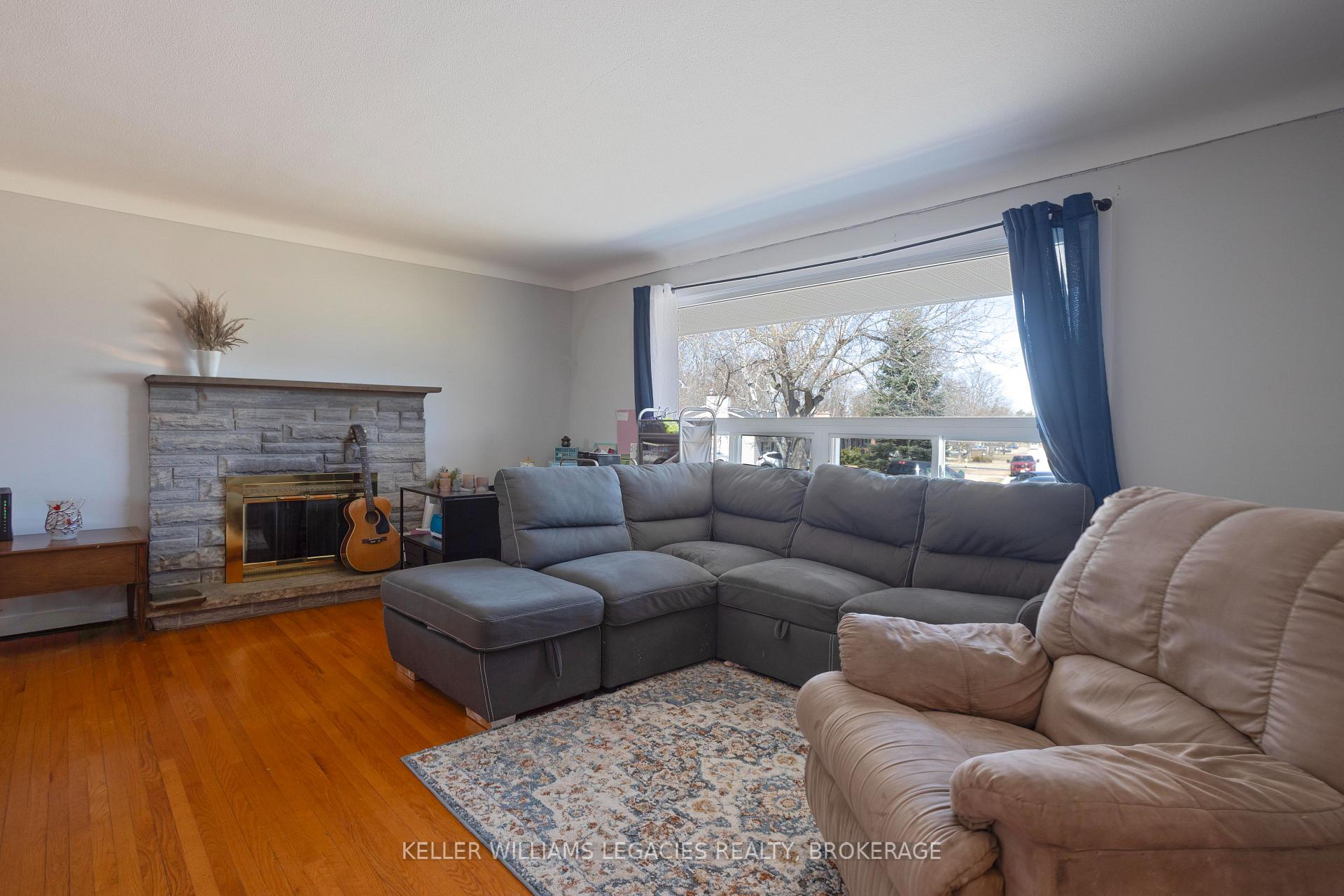 Photo 11 of 731 Downing Street, Kingston, South of Taylor-Kidd Blvd — HOMEH