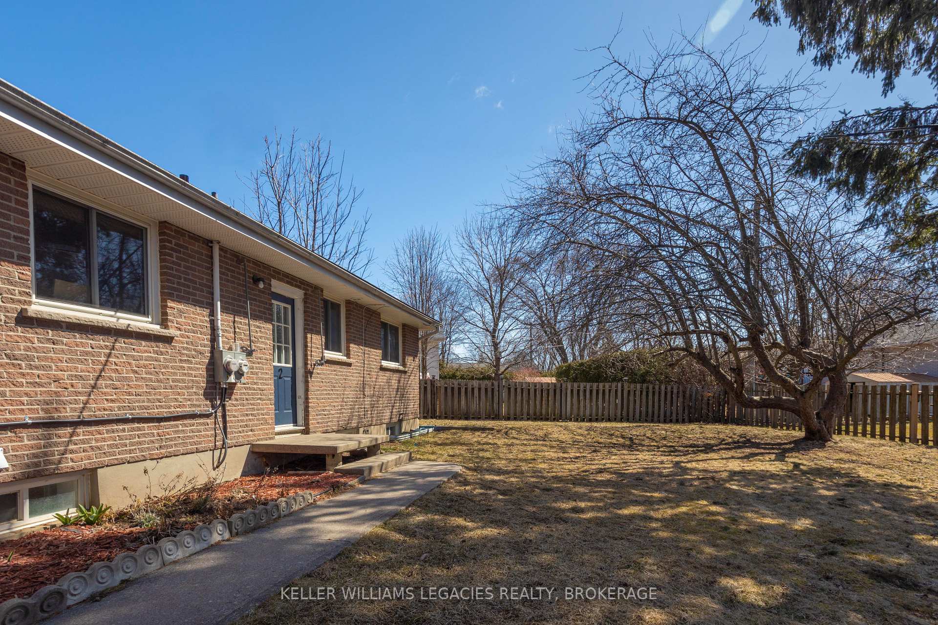 Photo 20 of 731 Downing Street, Kingston, South of Taylor-Kidd Blvd — HOMEH