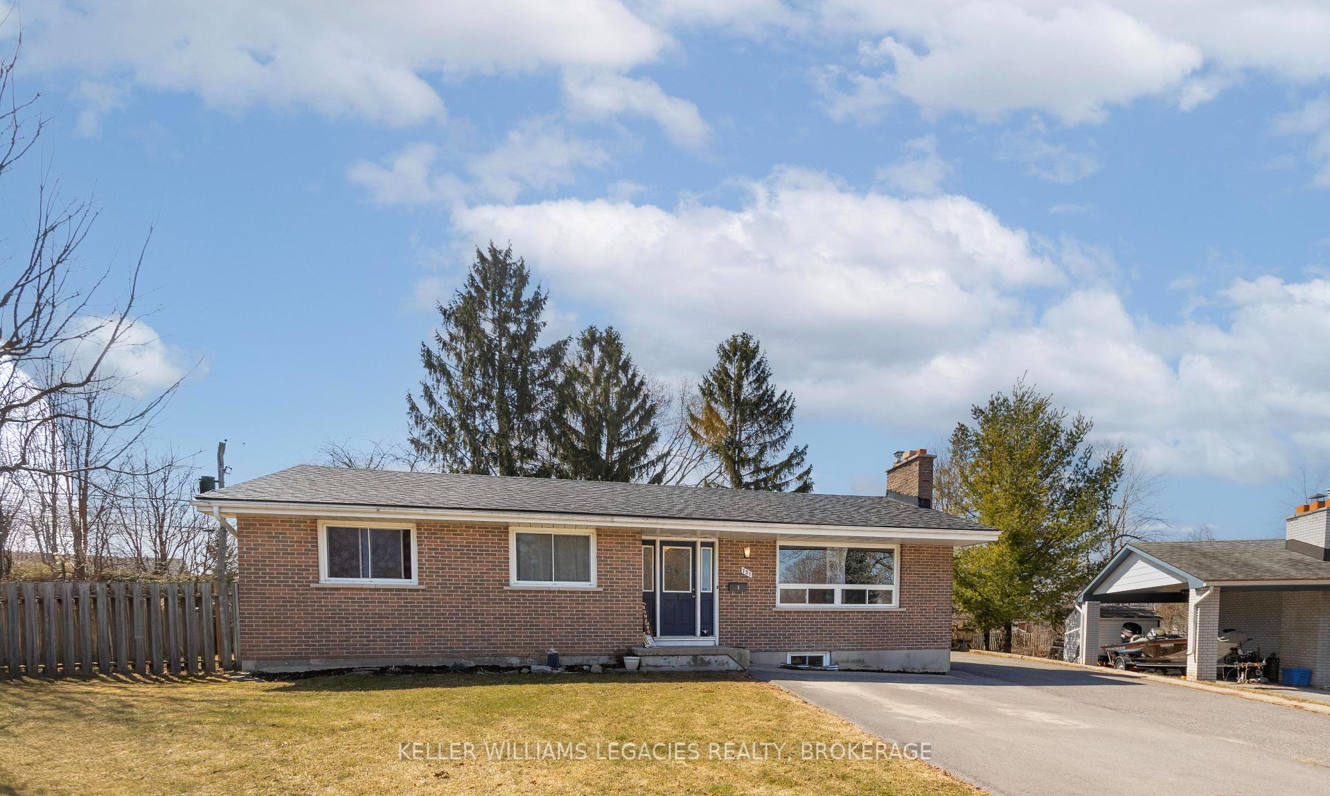 Photo 42 of 731 Downing Street, Kingston, South of Taylor-Kidd Blvd — HOMEH
