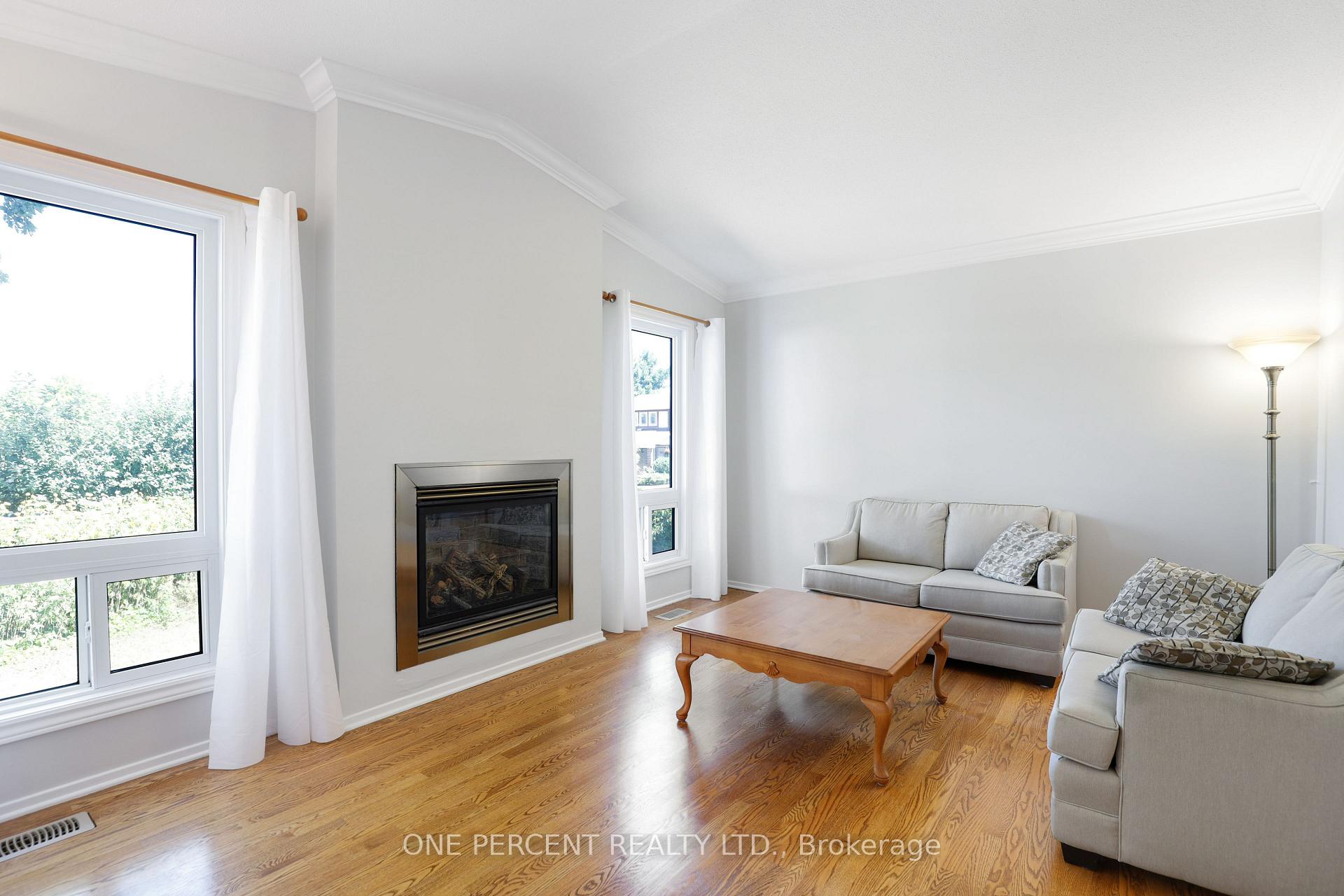 Photo 17 of 1051 Arrowhead Place, Ottawa, Convent Glen — HOMEH