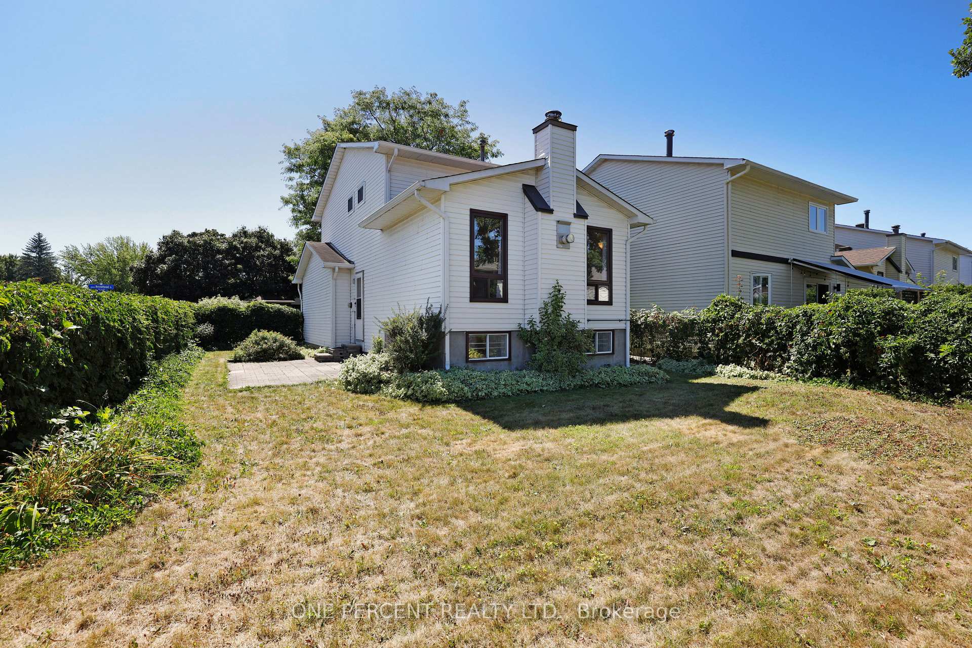 Photo 31 of 1051 Arrowhead Place, Ottawa, Convent Glen — HOMEH