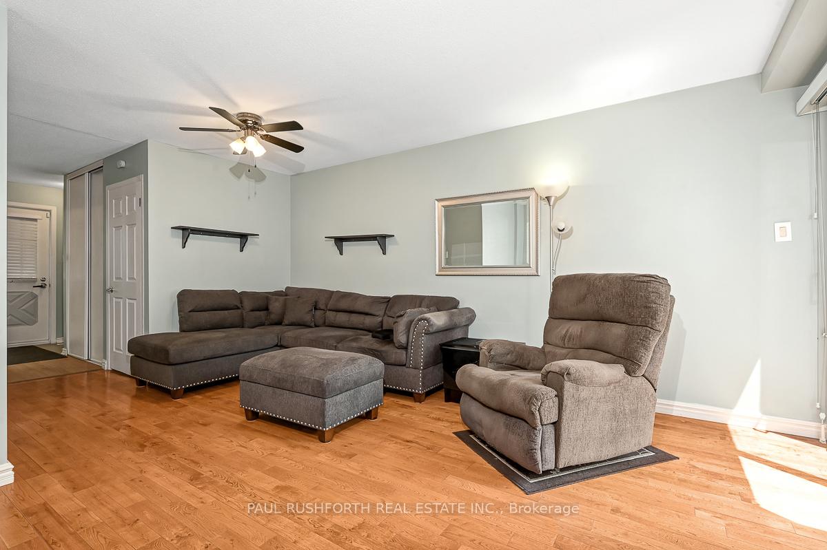 Photo 5 of 1472 Deavy Way, Ottawa, Bilberry Creek/Queenswood Heights — HOMEH