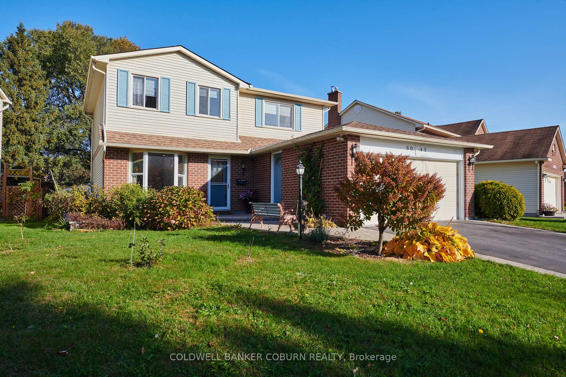 Photo 2 of 6045 Voyageur Drive, Ottawa, Convent Glen — HOMEH