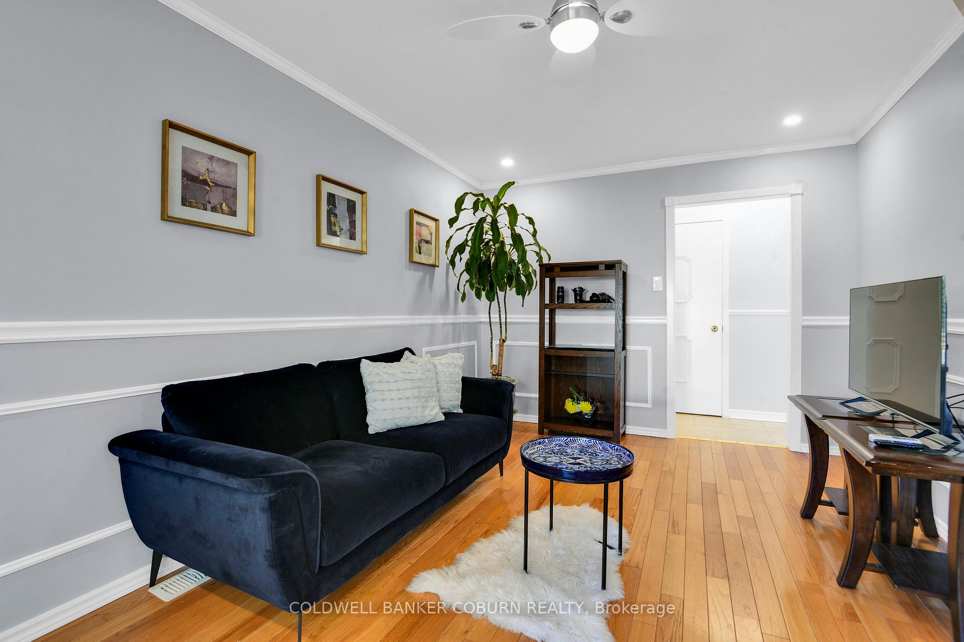 Photo 16 of 6045 Voyageur Drive, Ottawa, Convent Glen — HOMEH