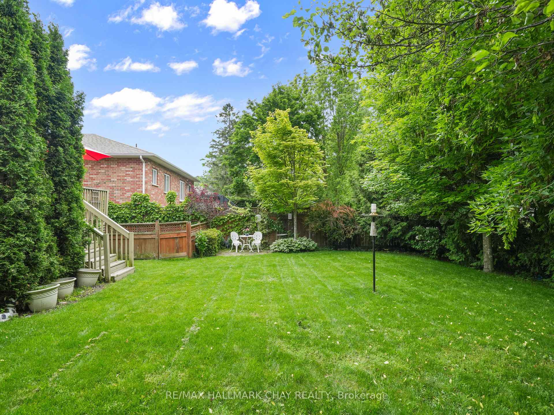 Photo 5 of 47 Gray Avenue, New Tecumseth, Alliston — HOMEH