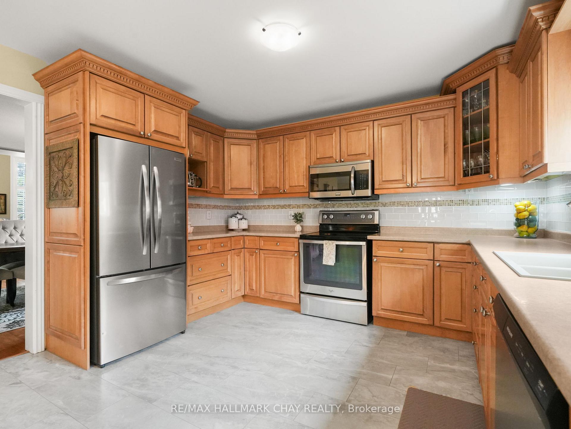 Photo 16 of 47 Gray Avenue, New Tecumseth, Alliston — HOMEH