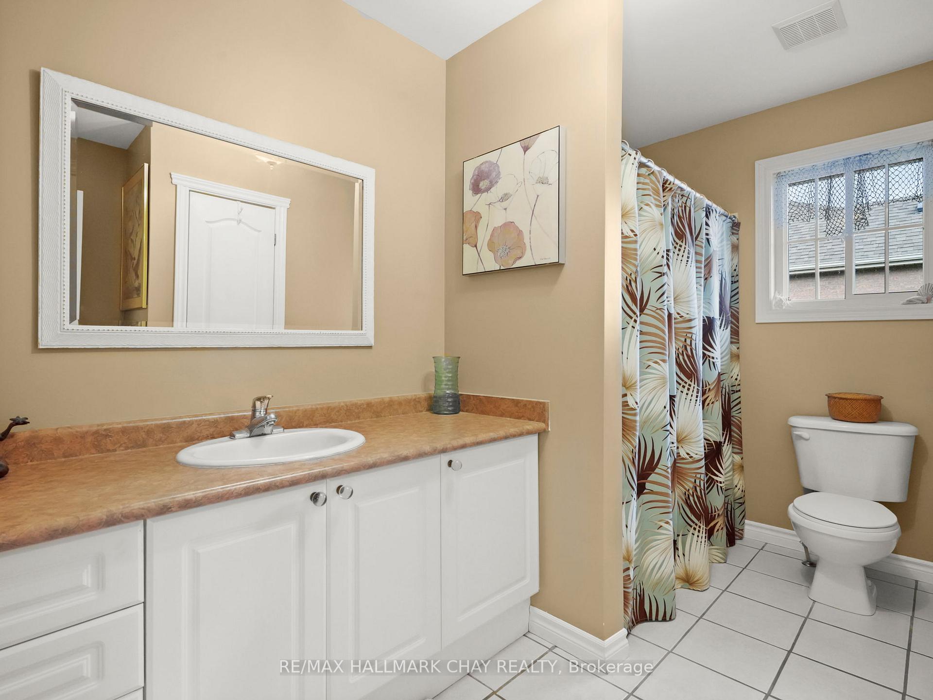 Photo 26 of 47 Gray Avenue, New Tecumseth, Alliston — HOMEH