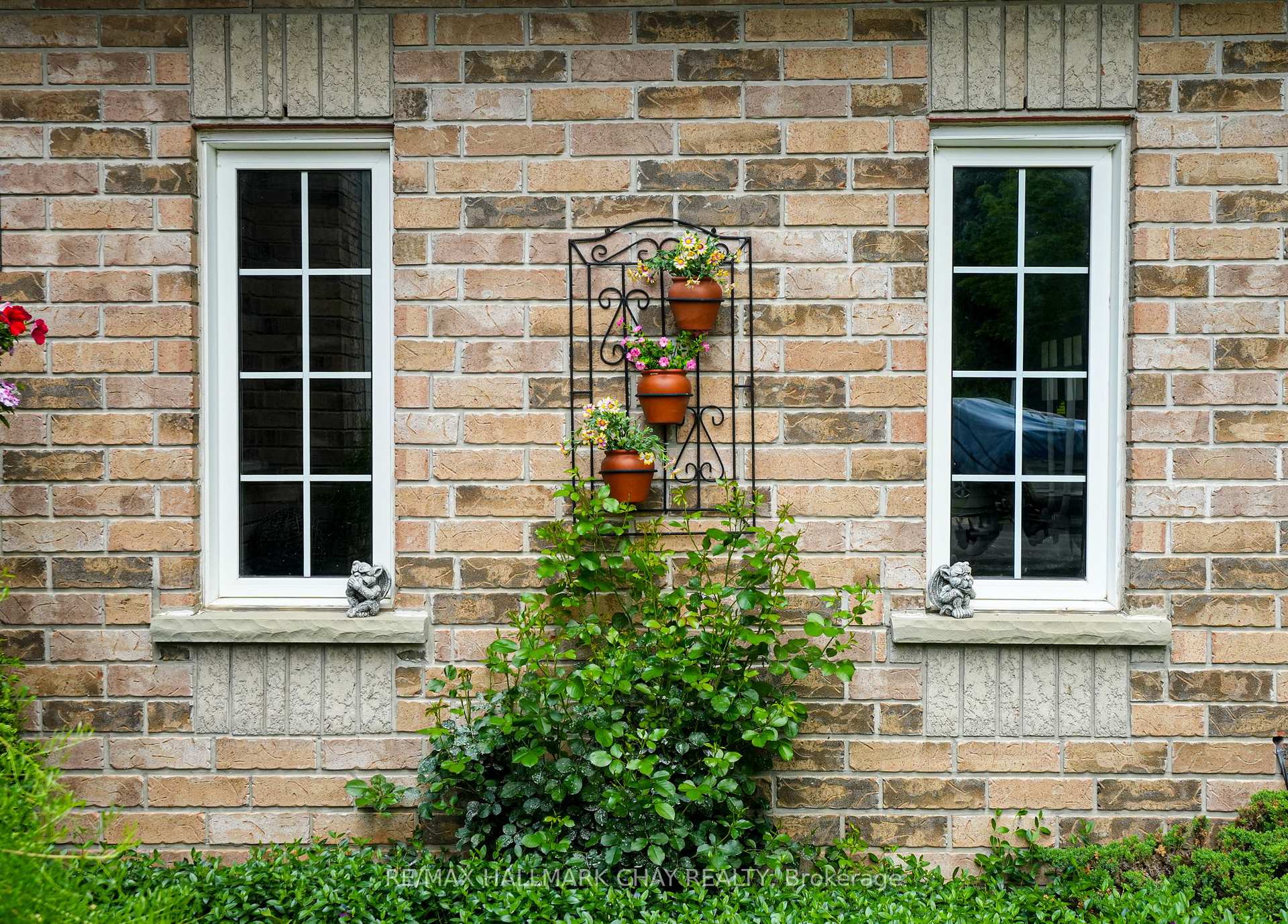 Photo 37 of 47 Gray Avenue, New Tecumseth, Alliston — HOMEH