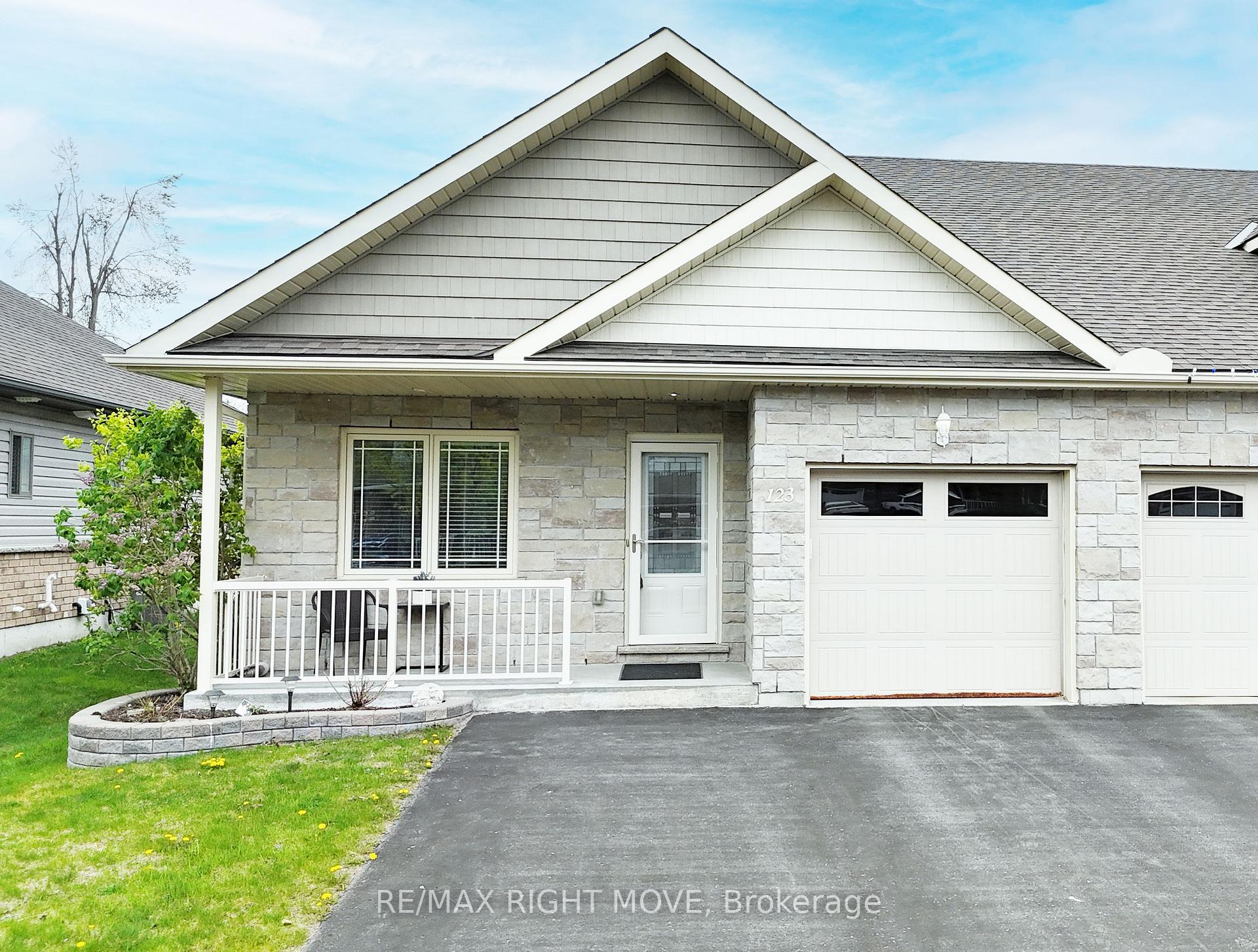 Photo 1 of 123 Lucy Lane, Orillia — HOMEH