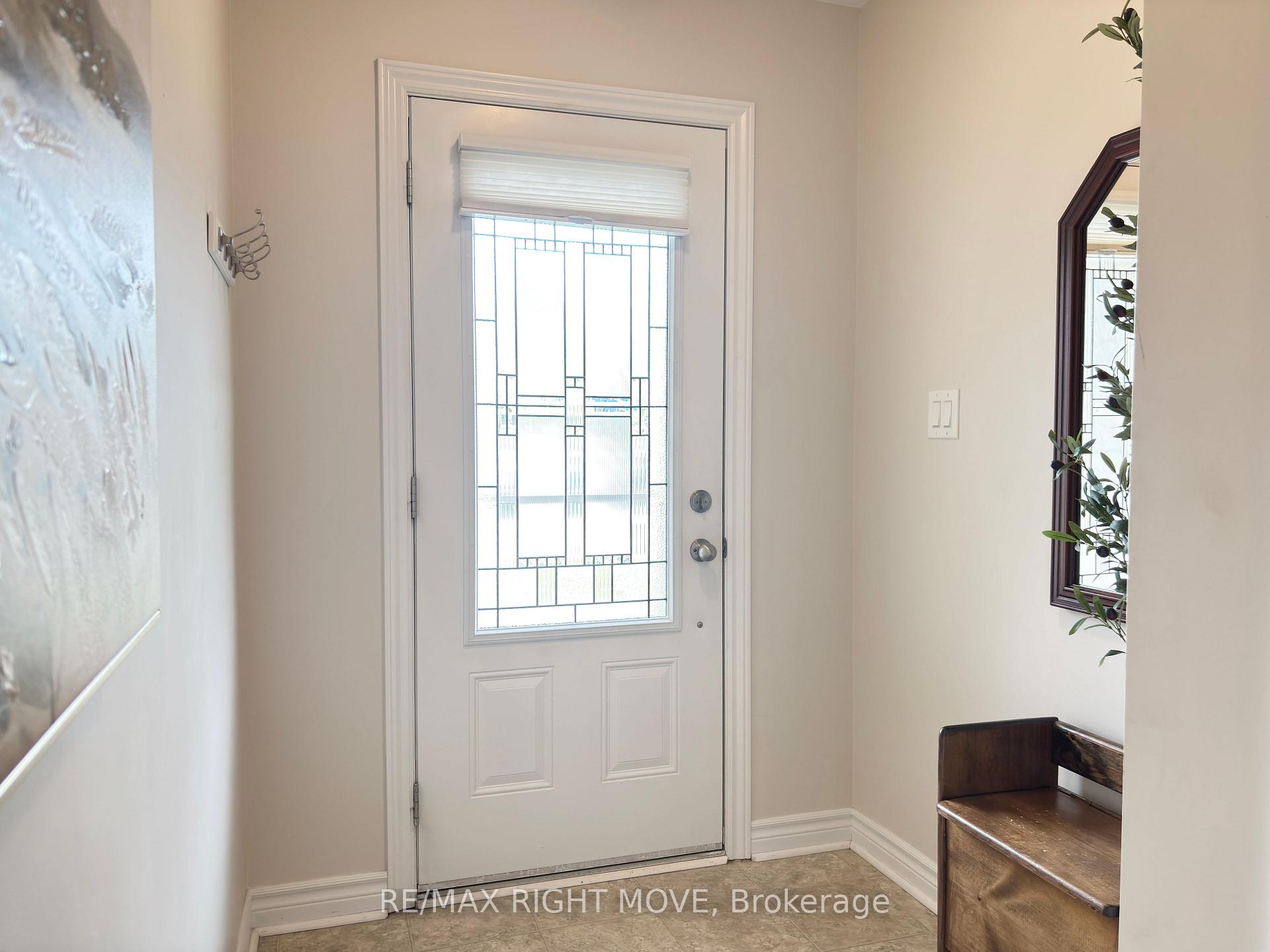 Photo 2 of 123 Lucy Lane, Orillia — HOMEH