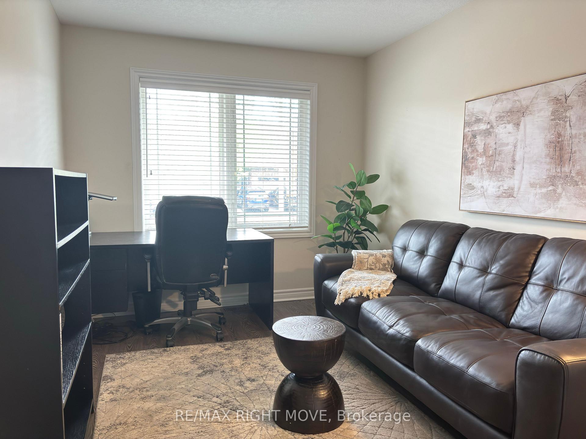 Photo 3 of 123 Lucy Lane, Orillia — HOMEH