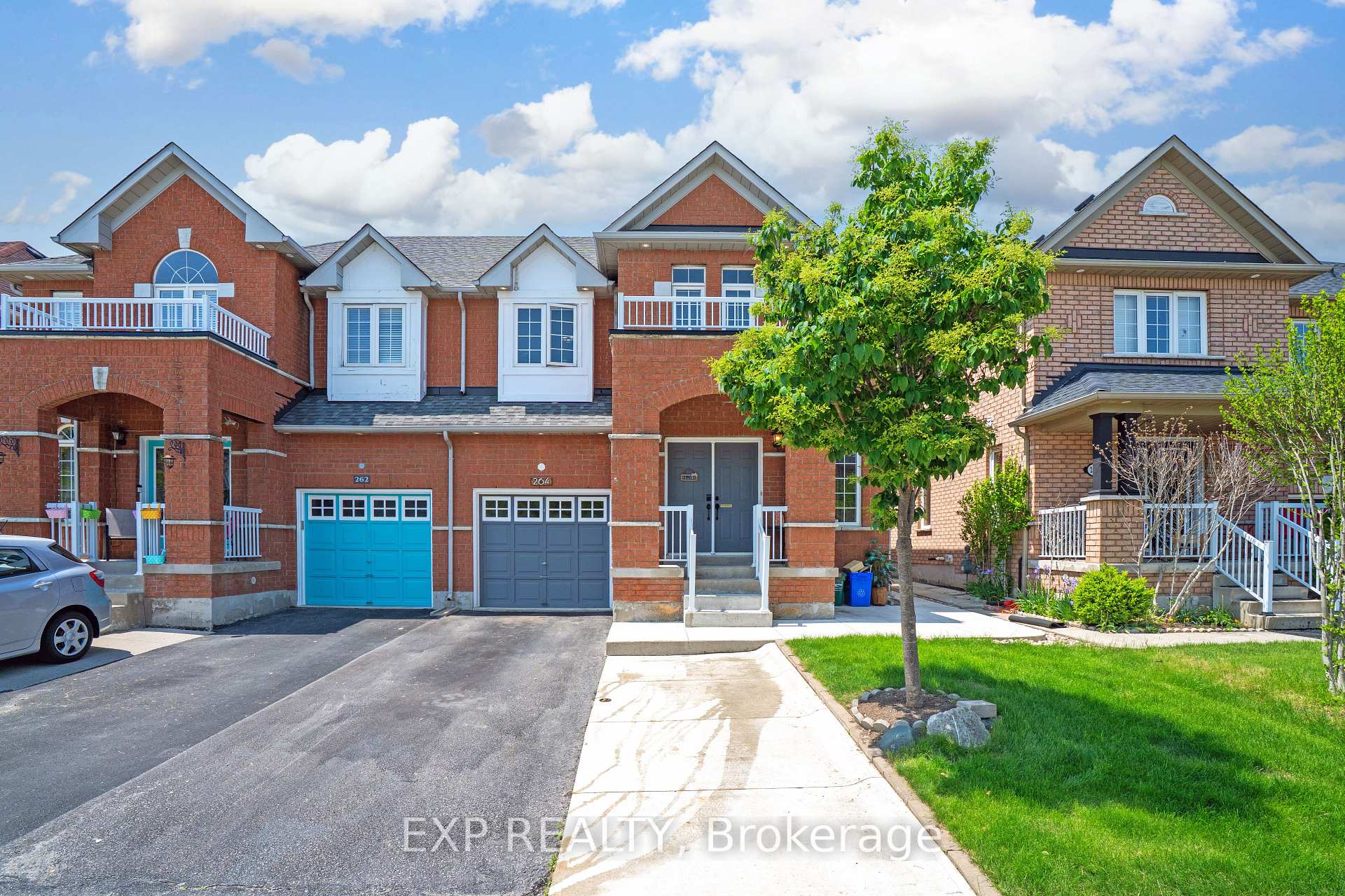 Front of 264 Fasken Court