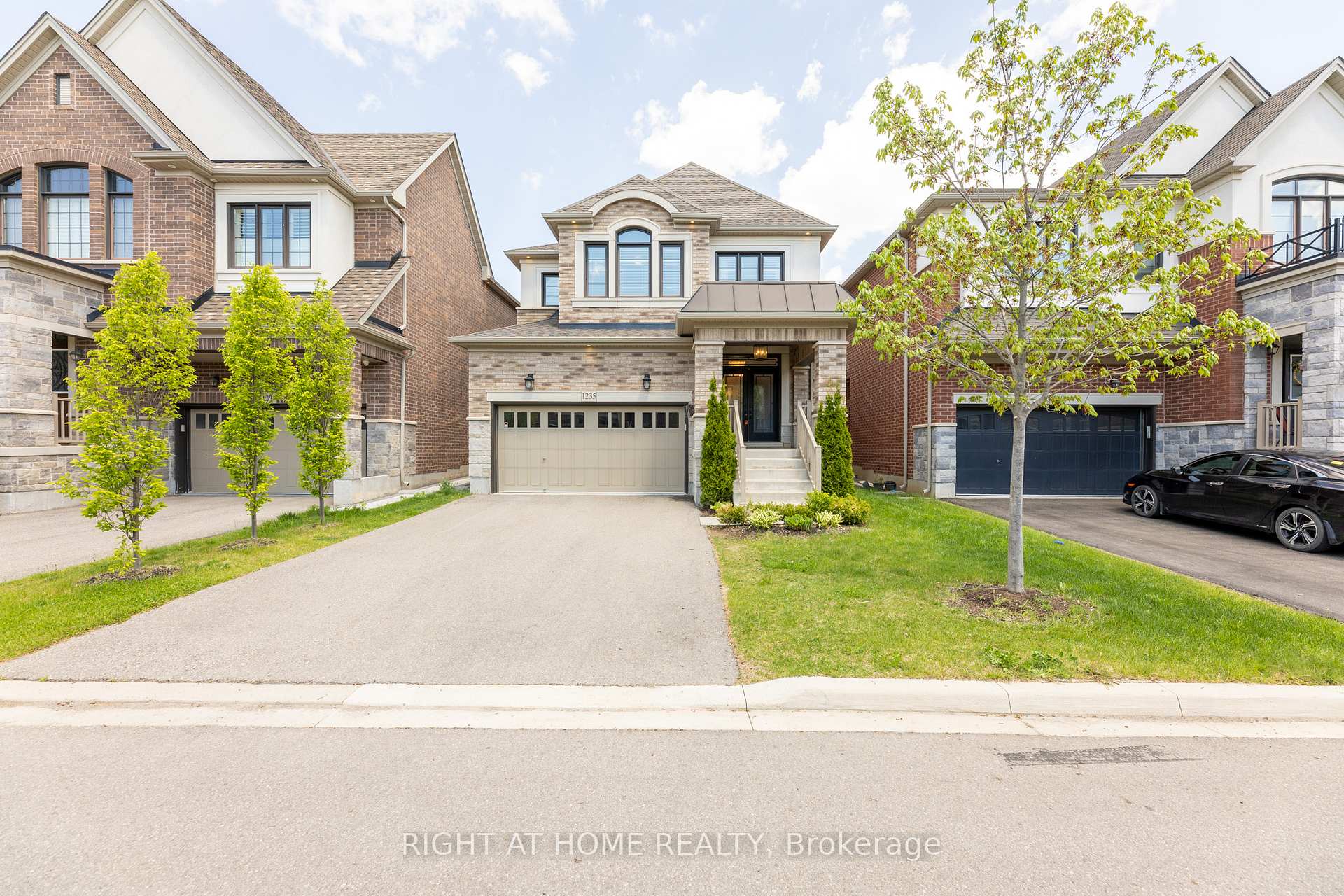 Front of 1235 Mcphedran Point