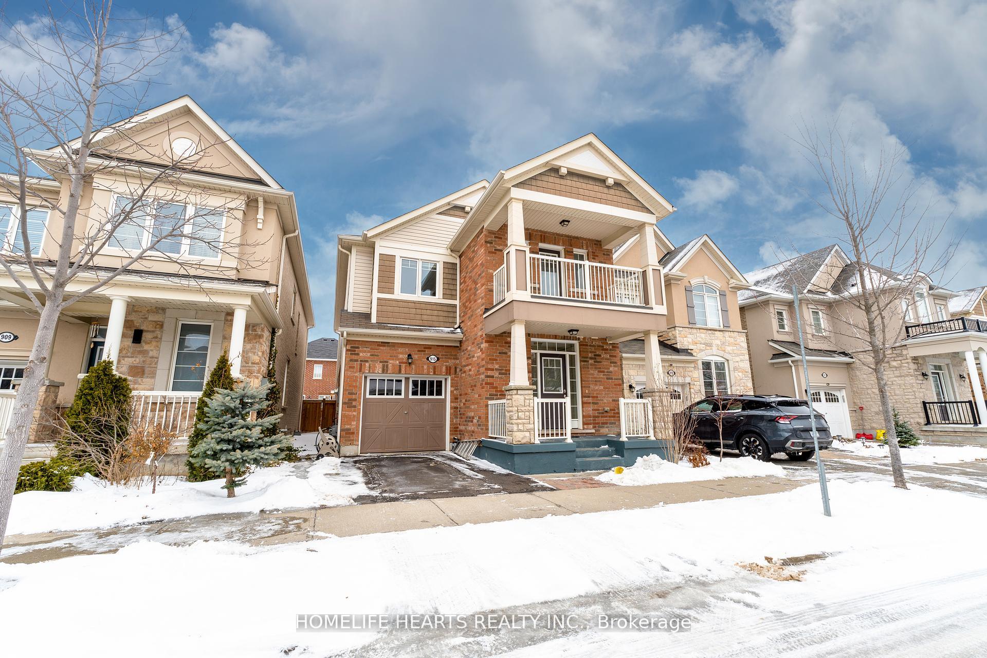Photo 2 of 915 Penson Crescent, Milton, Coates — HOMEH