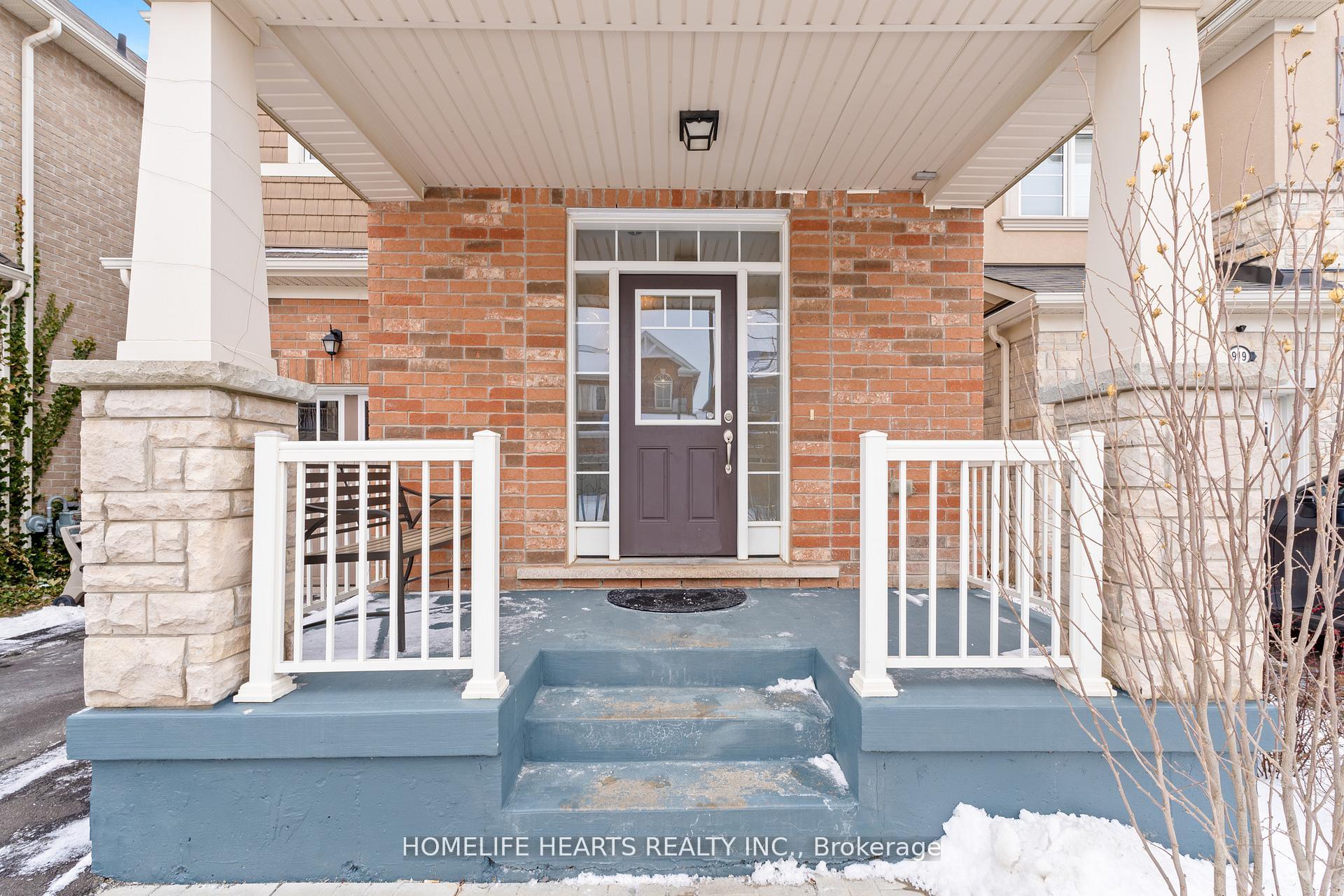 Photo 37 of 915 Penson Crescent, Milton, Coates — HOMEH