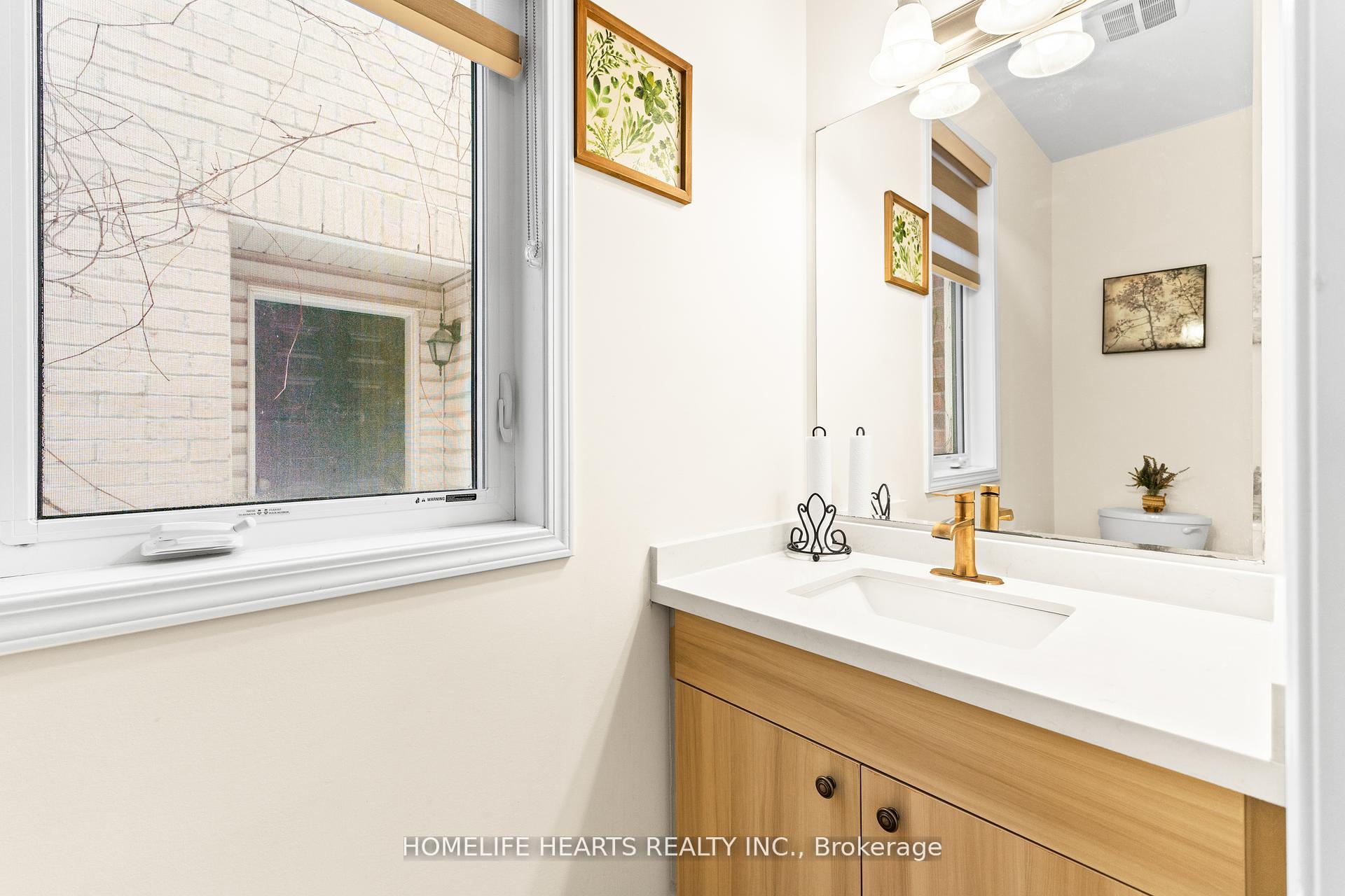 Photo 15 of 915 Penson Crescent, Milton, Coates — HOMEH