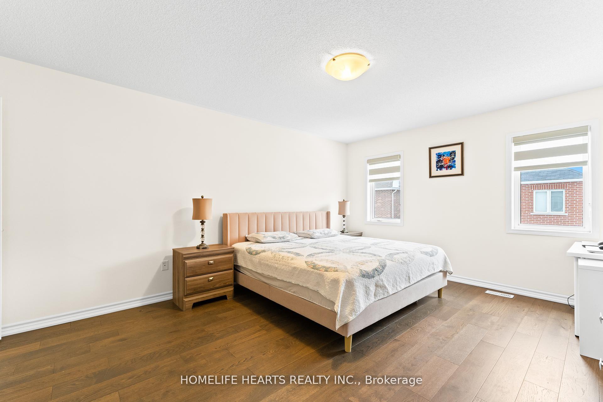 Photo 13 of 915 Penson Crescent, Milton, Coates — HOMEH