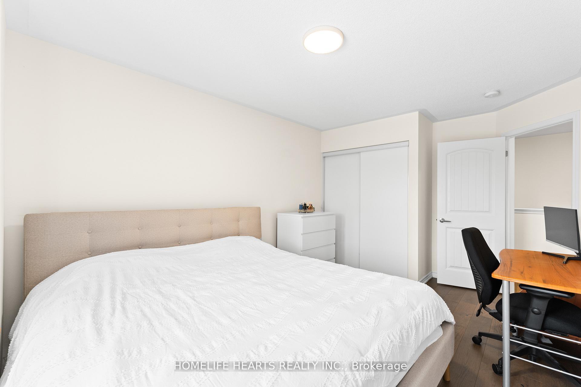 Photo 41 of 915 Penson Crescent, Milton, Coates — HOMEH