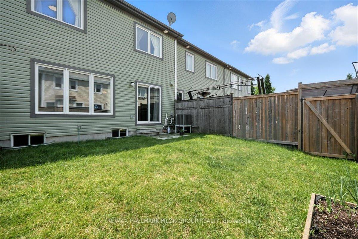 Photo 18 of 129 Sunshine Crescent, Ottawa, Notting Hill/Summerside — HOMEH
