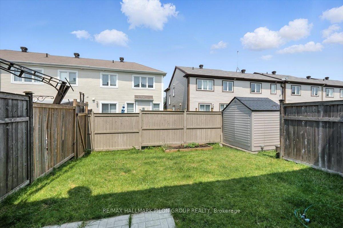 Photo 19 of 129 Sunshine Crescent, Ottawa, Notting Hill/Summerside — HOMEH