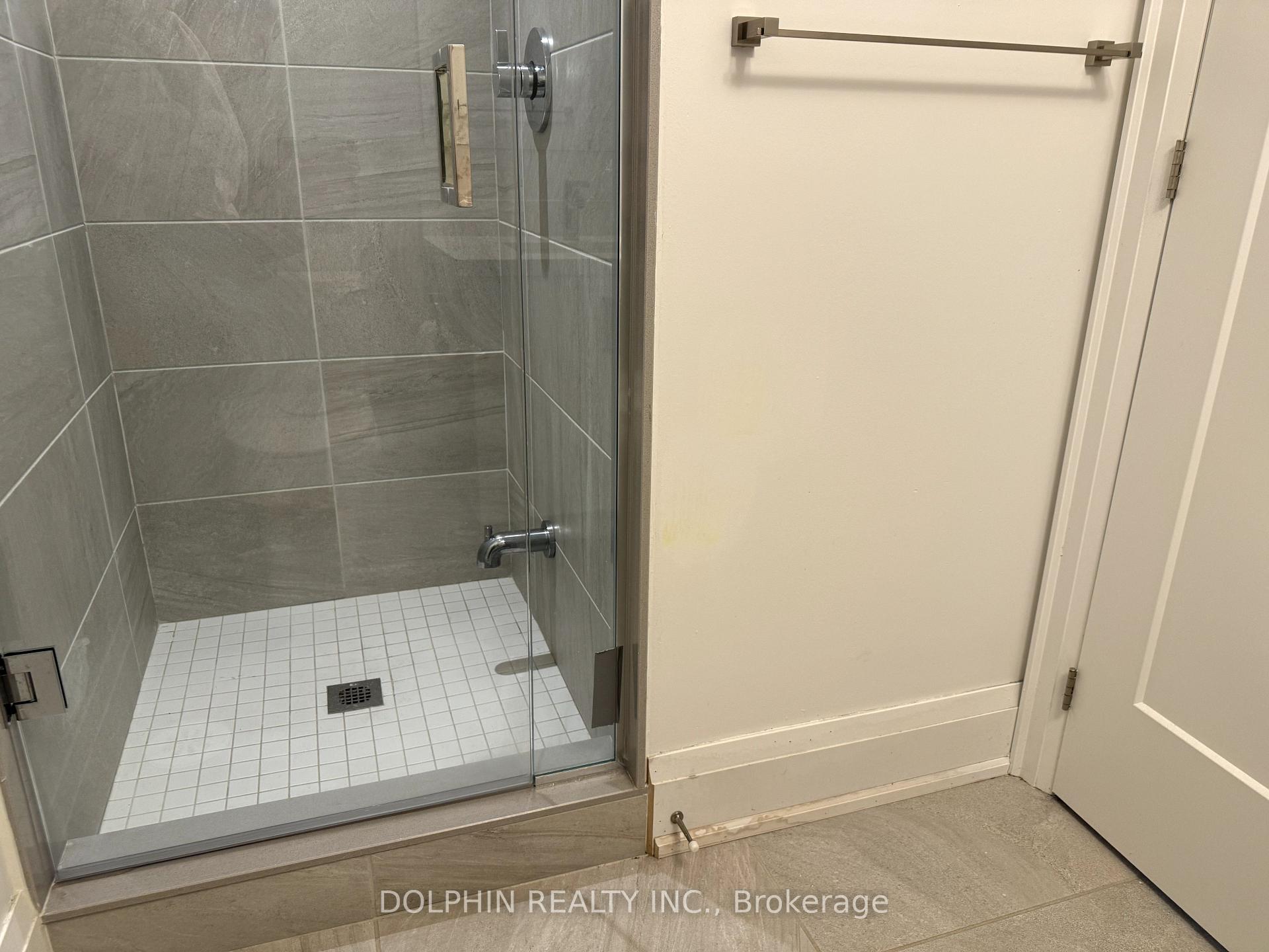 Photo 8 of 105 Feeney Lane, Markham, Commerce Valley — HOMEH