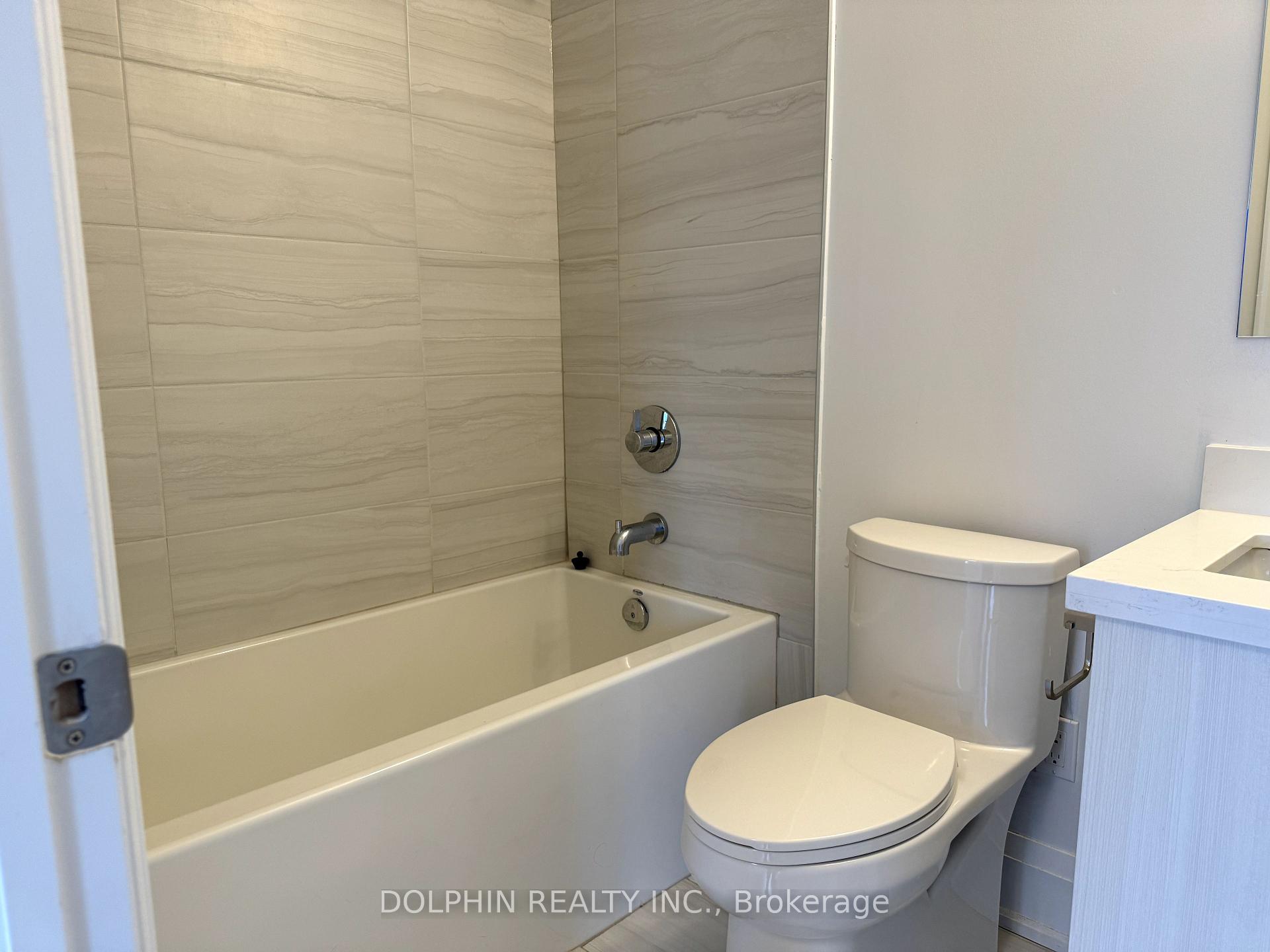 Photo 25 of 105 Feeney Lane, Markham, Commerce Valley — HOMEH