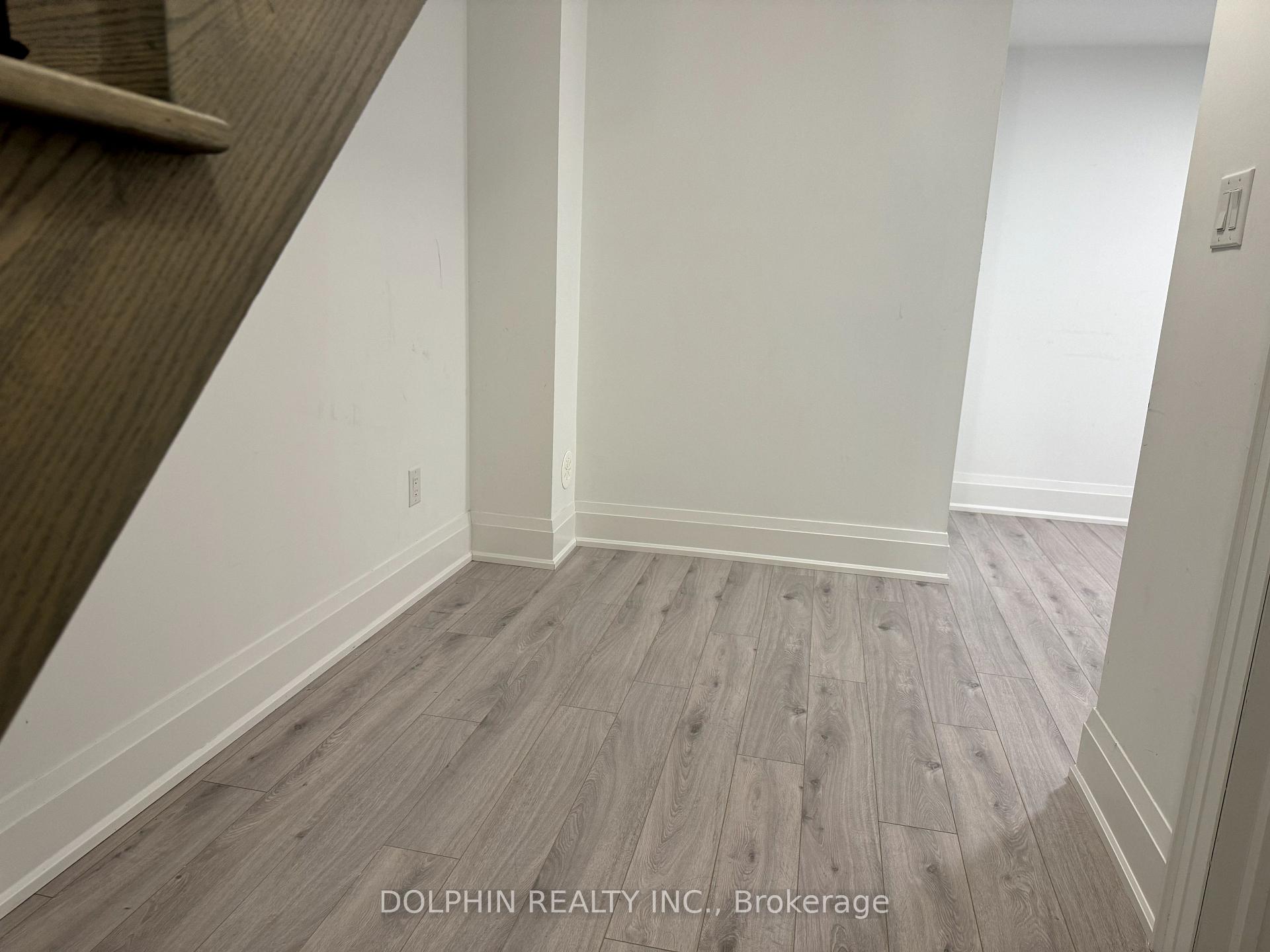 Photo 32 of 105 Feeney Lane, Markham, Commerce Valley — HOMEH