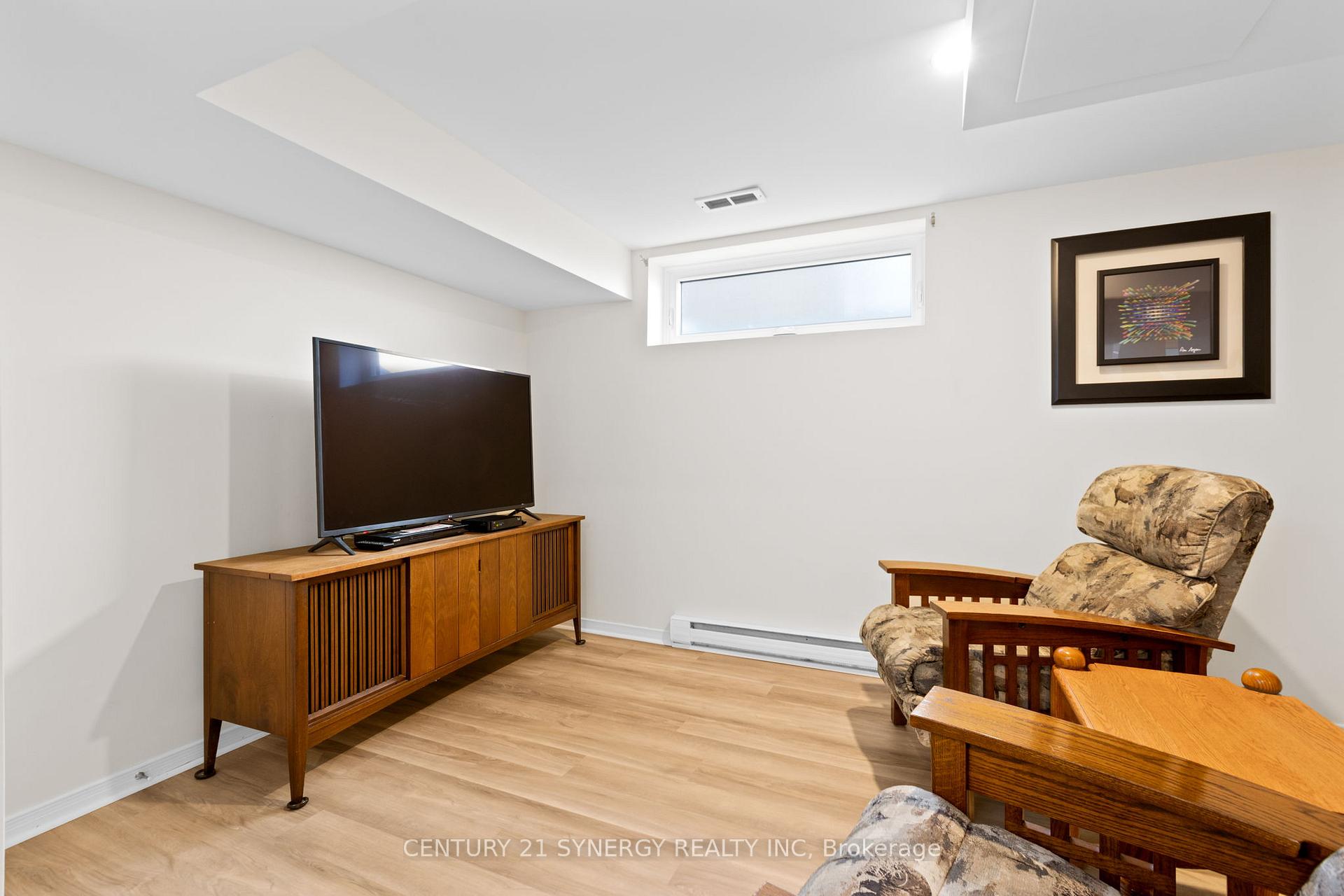 Photo 34 of 1525 Senateurs Way, Ottawa, Fallingbrook/Pineridge — HOMEH