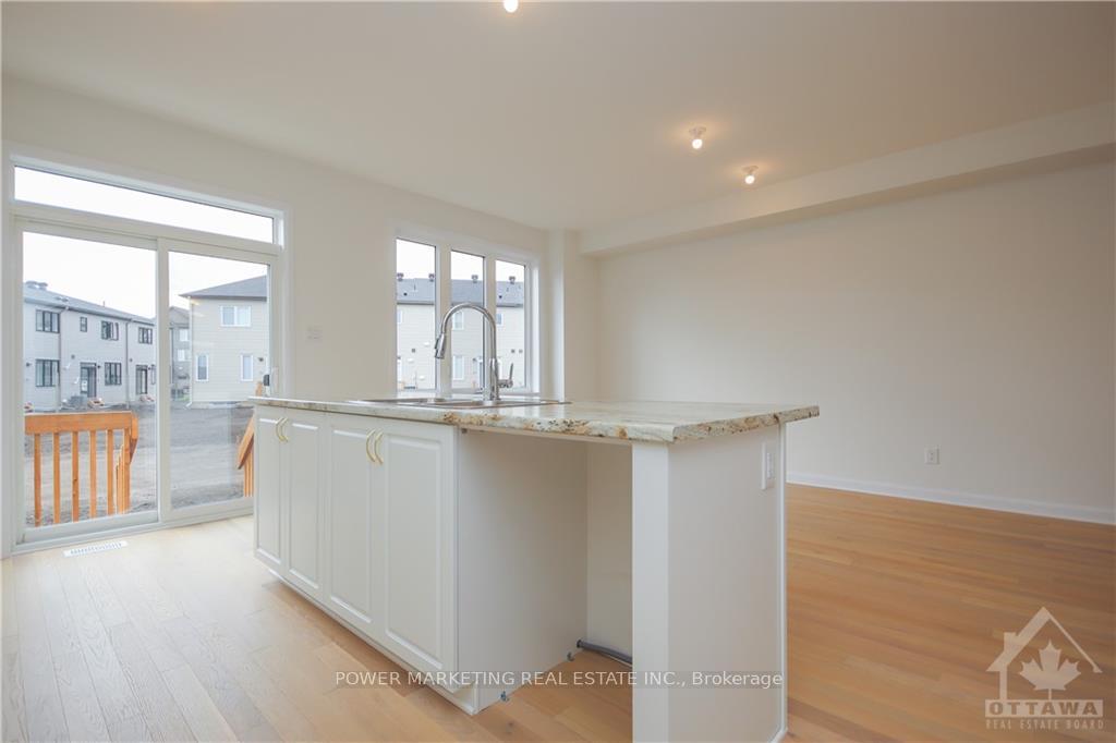 Photo 12 of 734 Sebastian Street, Ottawa, Avalon East — HOMEH