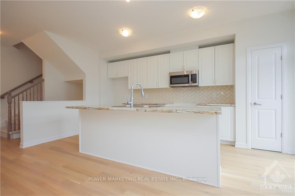 Photo 15 of 734 Sebastian Street, Ottawa, Avalon East — HOMEH