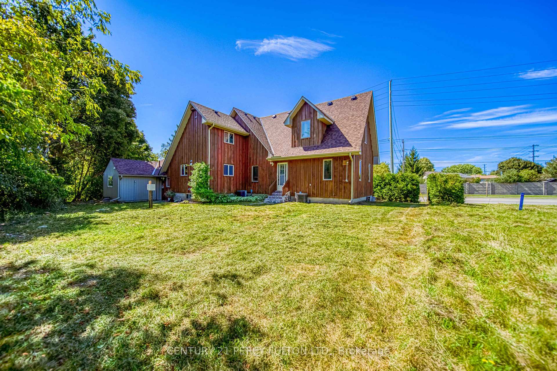 Photo 4 of 925 Harmony Road N, Oshawa, Pinecrest — HOMEH