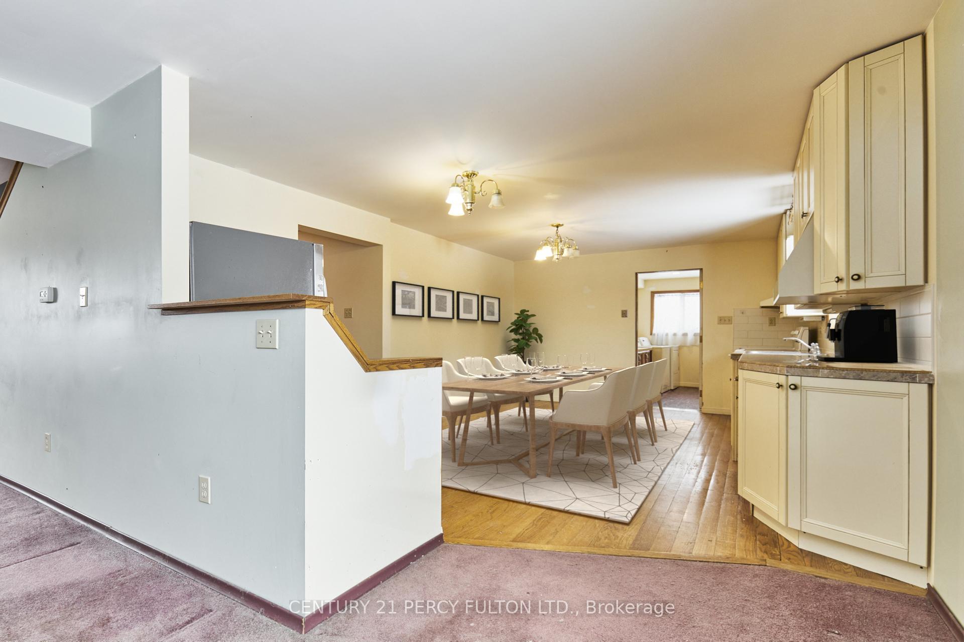 Photo 11 of 925 Harmony Road N, Oshawa, Pinecrest — HOMEH