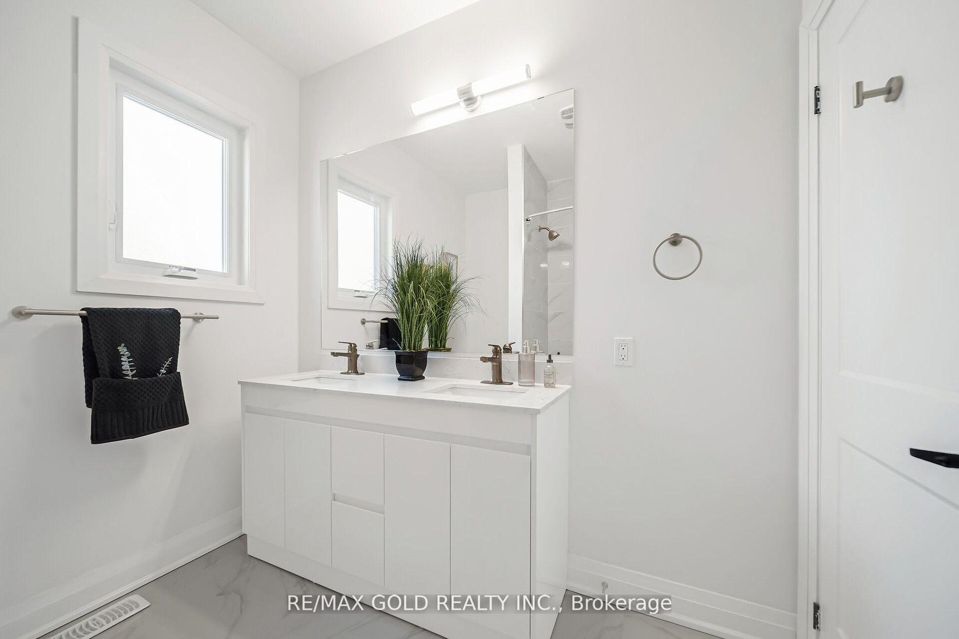 Photo 24 of 2128 Adjala-Tecumseth Twn Line, New Tecumseth, Tottenham — HOMEH