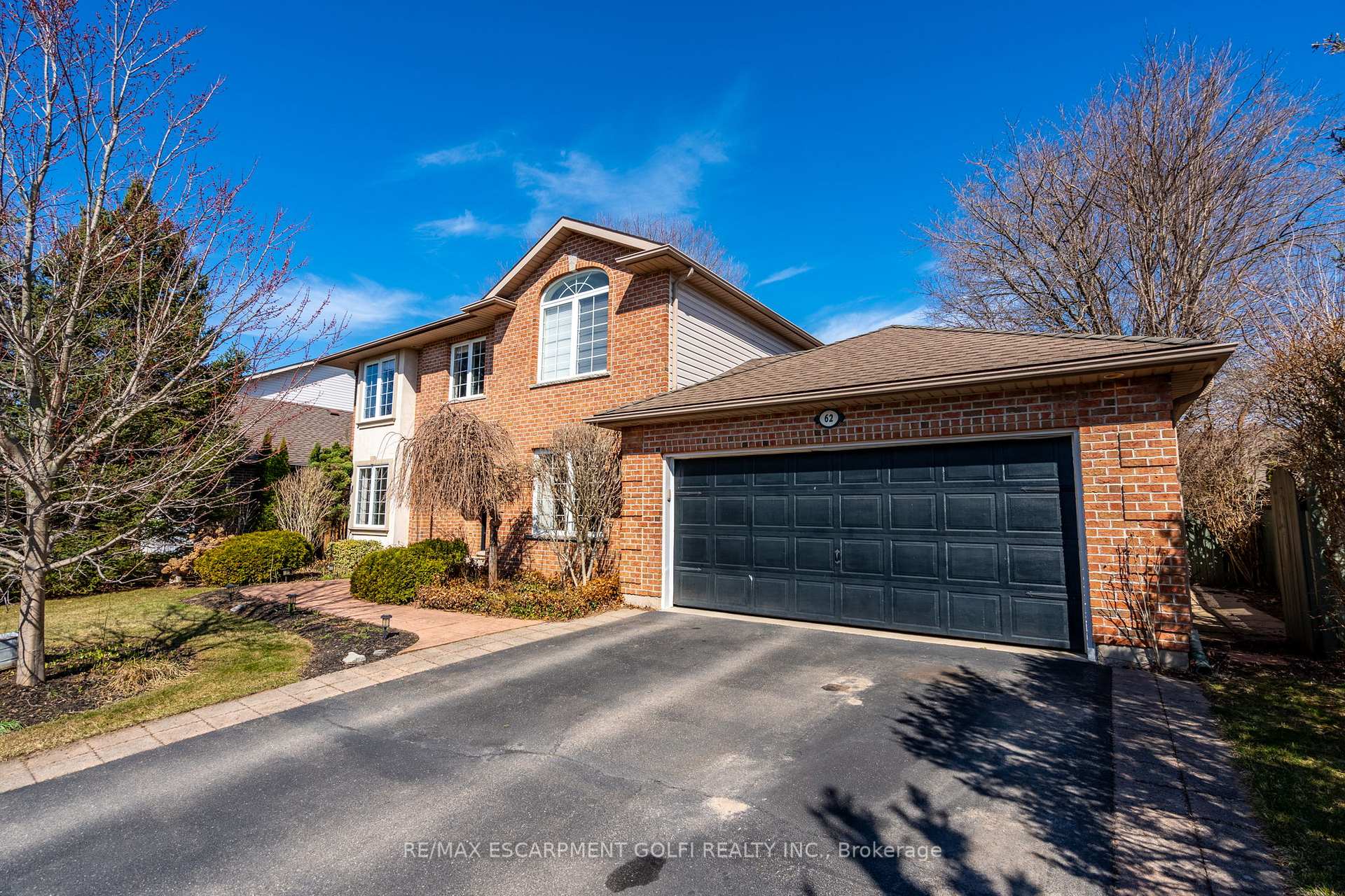 Photo 3 of 62 Rolling Meadows Boulevard, Pelham, Fonthill — HOMEH