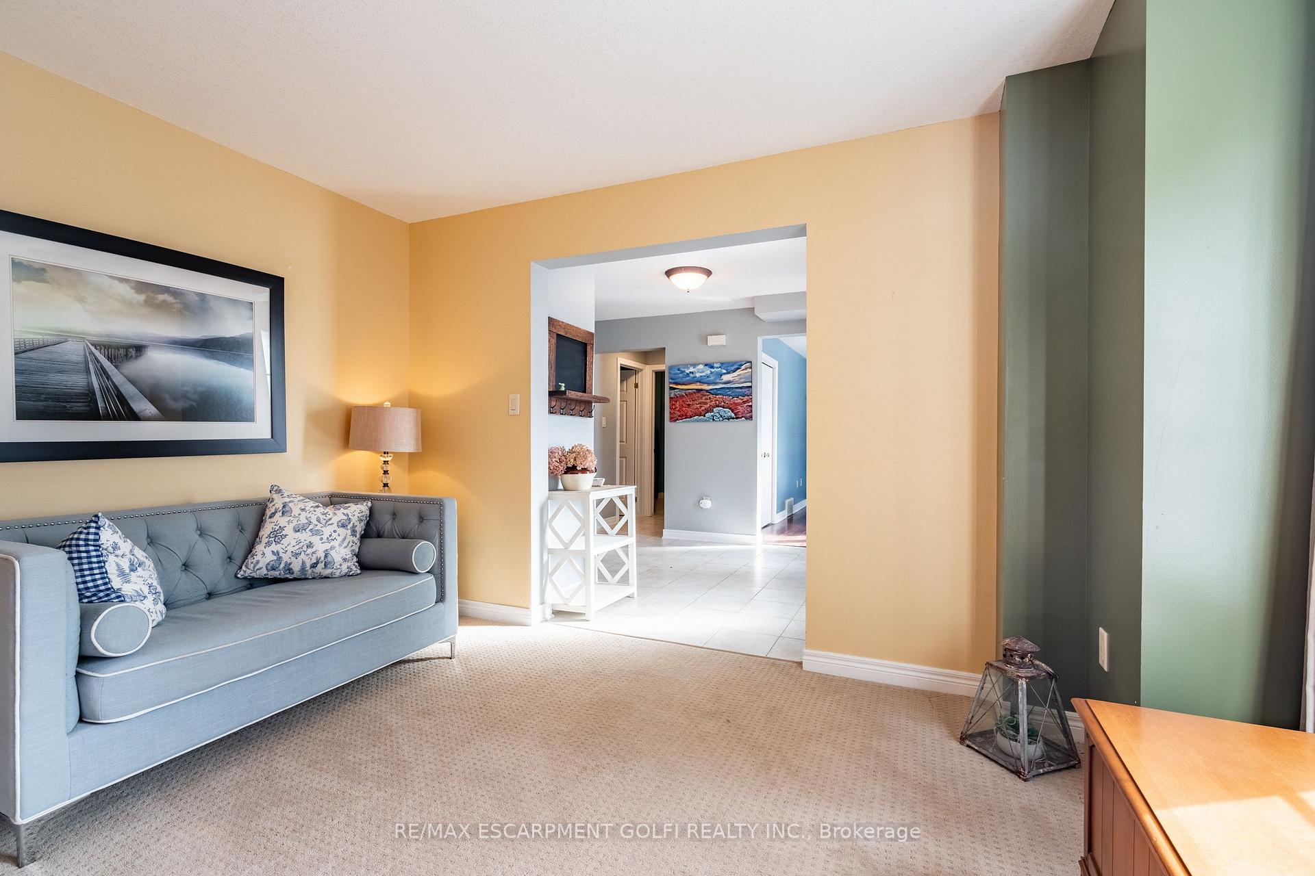 Photo 7 of 62 Rolling Meadows Boulevard, Pelham, Fonthill — HOMEH