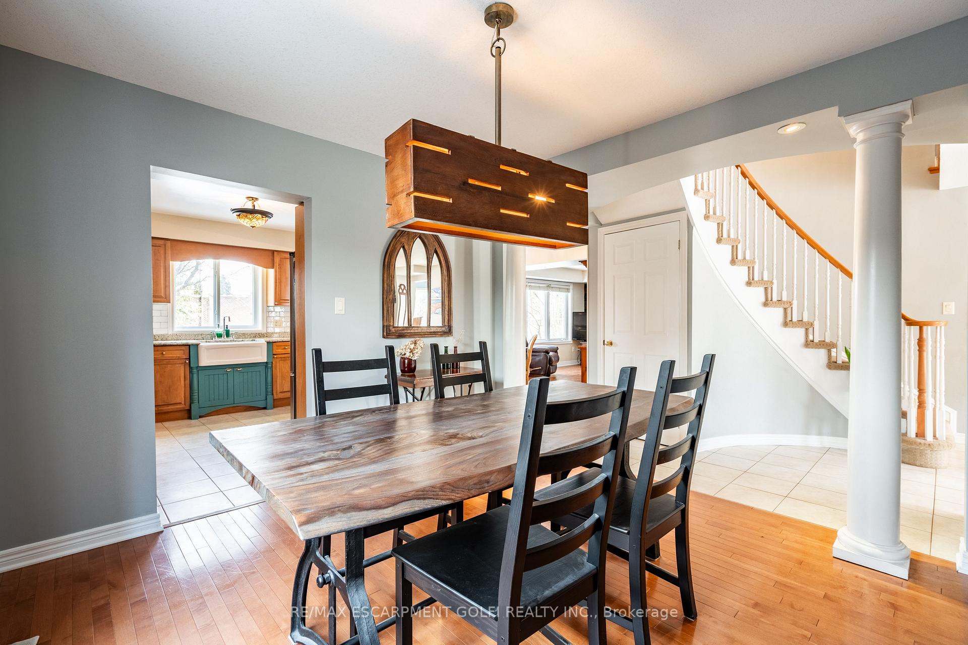Photo 12 of 62 Rolling Meadows Boulevard, Pelham, Fonthill — HOMEH
