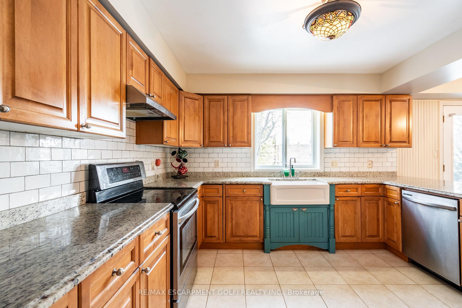 Photo 13 of 62 Rolling Meadows Boulevard, Pelham, Fonthill — HOMEH