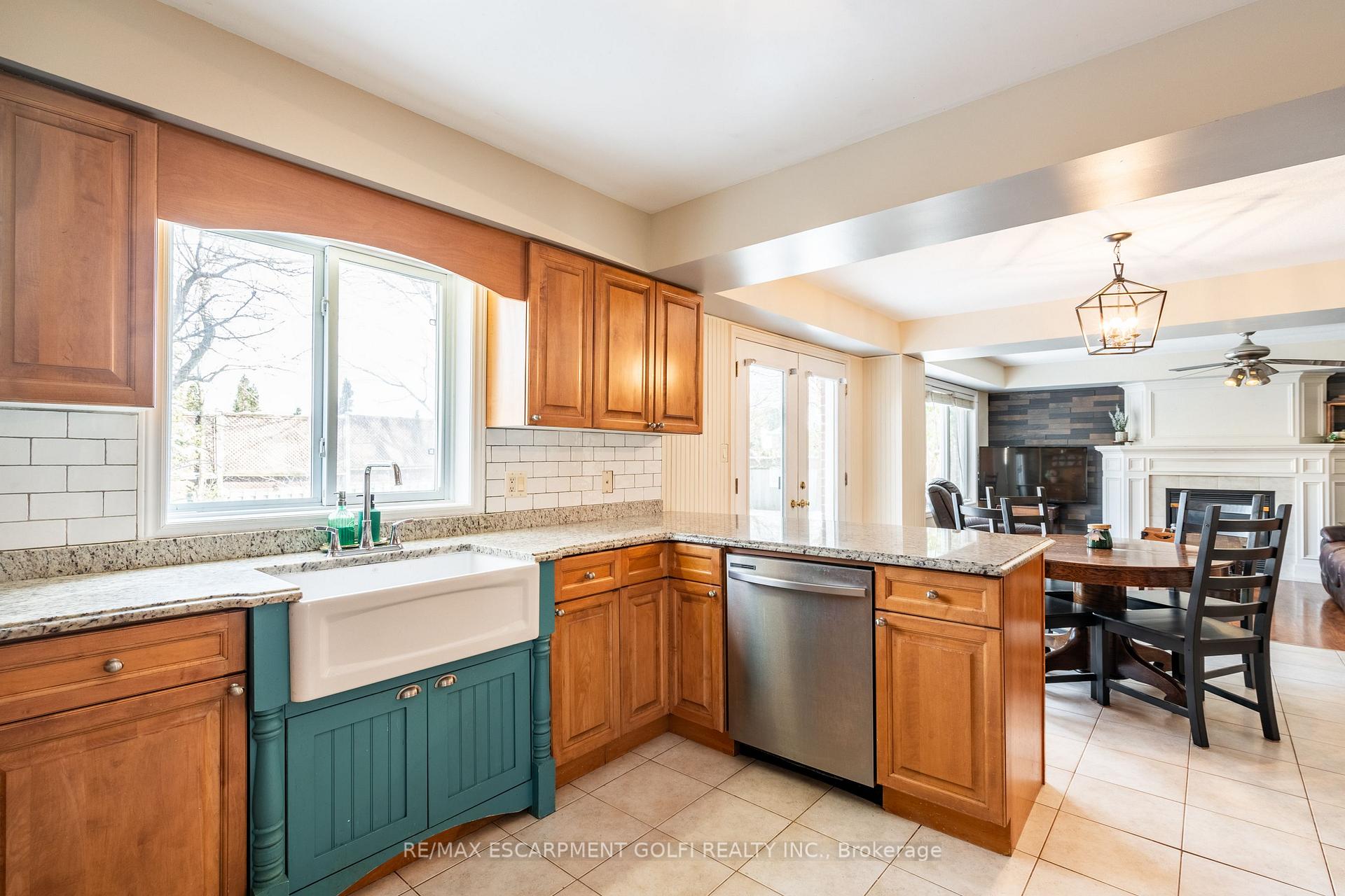 Photo 14 of 62 Rolling Meadows Boulevard, Pelham, Fonthill — HOMEH