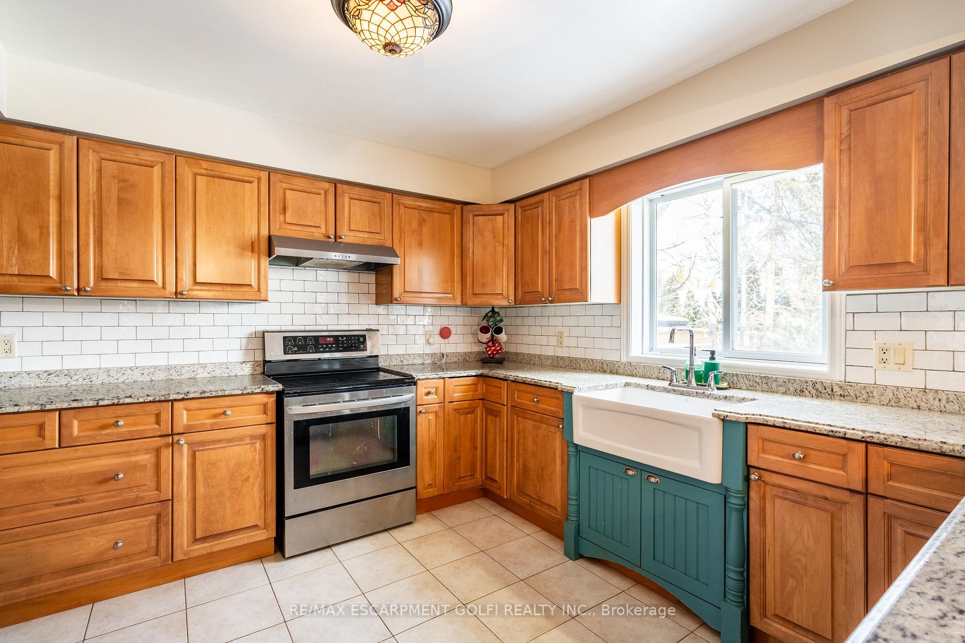 Photo 15 of 62 Rolling Meadows Boulevard, Pelham, Fonthill — HOMEH