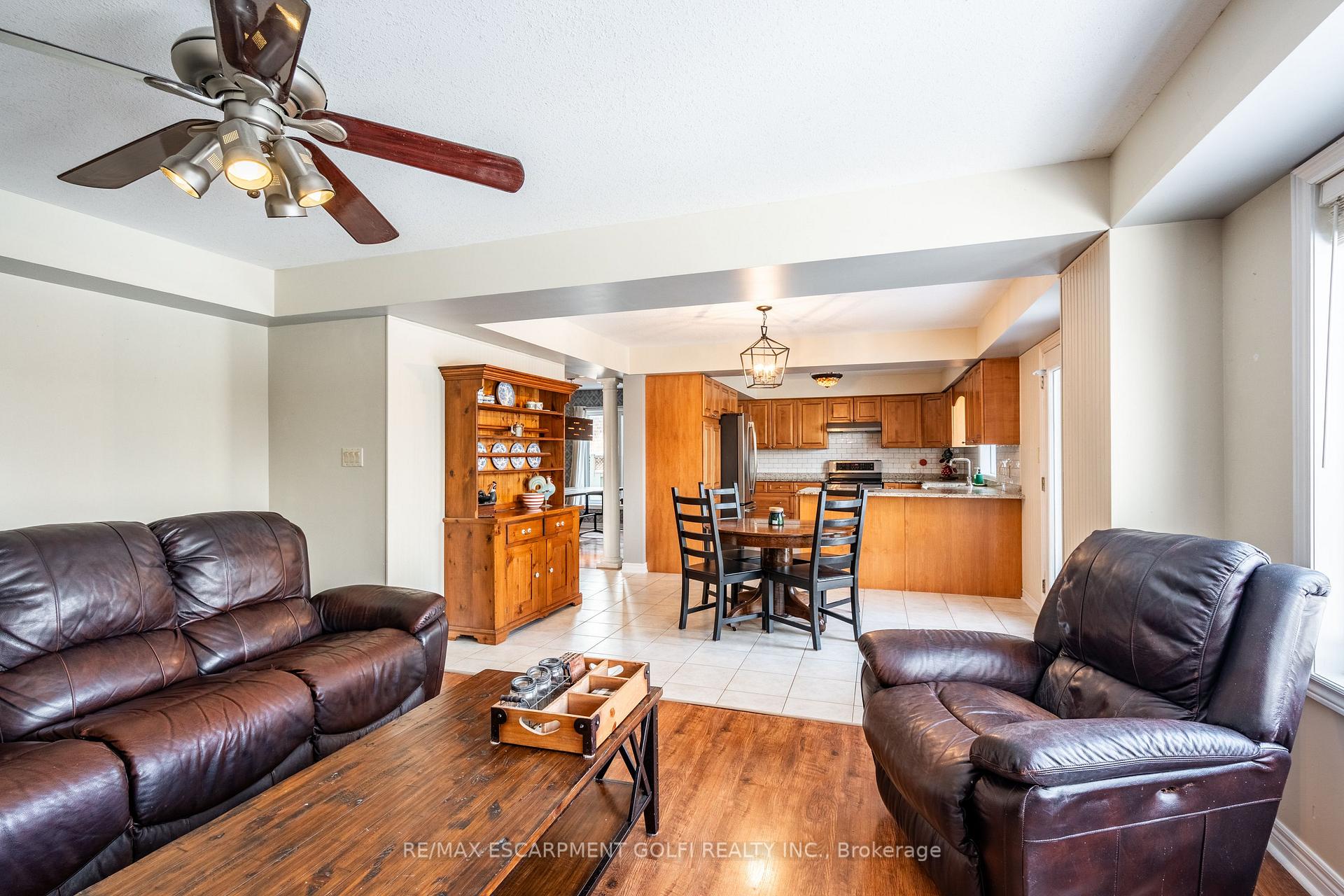 Photo 20 of 62 Rolling Meadows Boulevard, Pelham, Fonthill — HOMEH