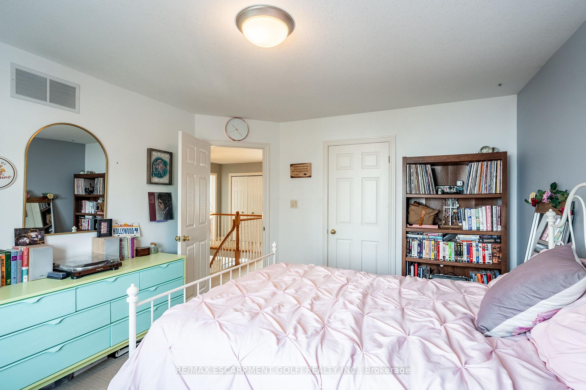 Photo 29 of 62 Rolling Meadows Boulevard, Pelham, Fonthill — HOMEH
