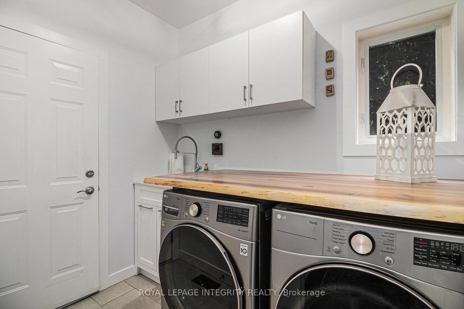 Photo 11 of 859 Como Crescent, Ottawa, Fallingbrook/Pineridge — HOMEH