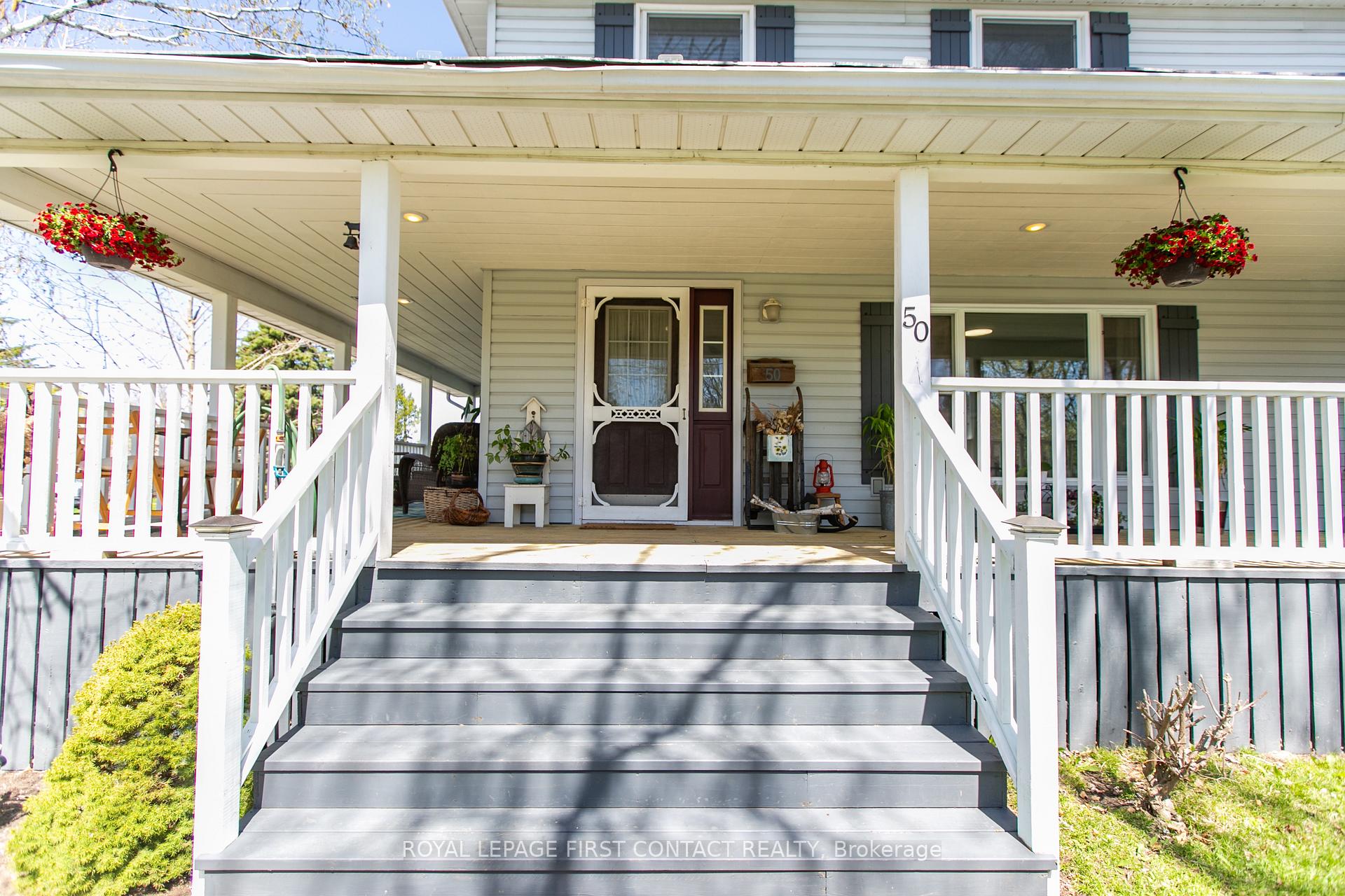Photo 3 of 50 Calverley Street, Orillia — HOMEH