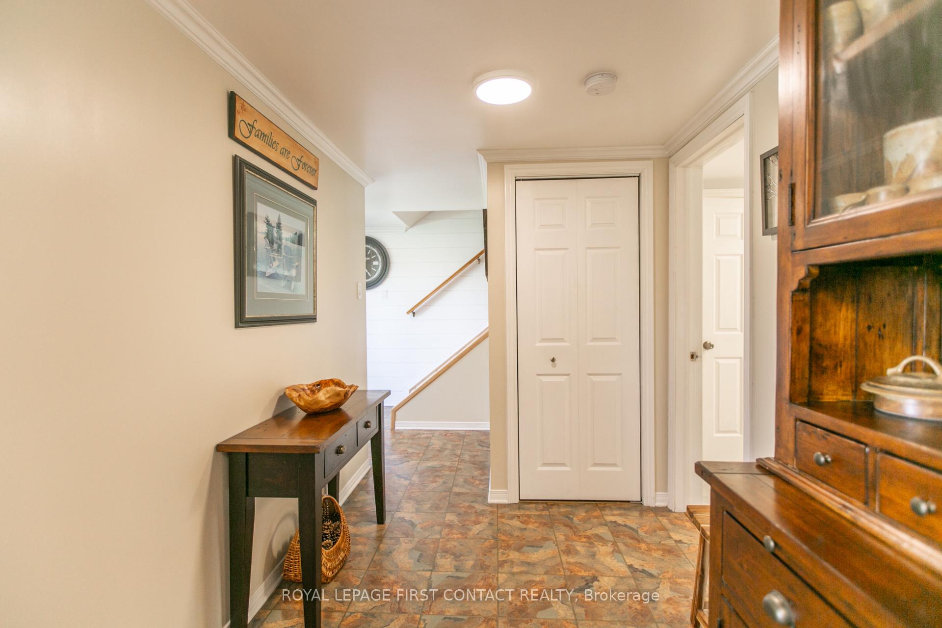 Photo 18 of 50 Calverley Street, Orillia — HOMEH