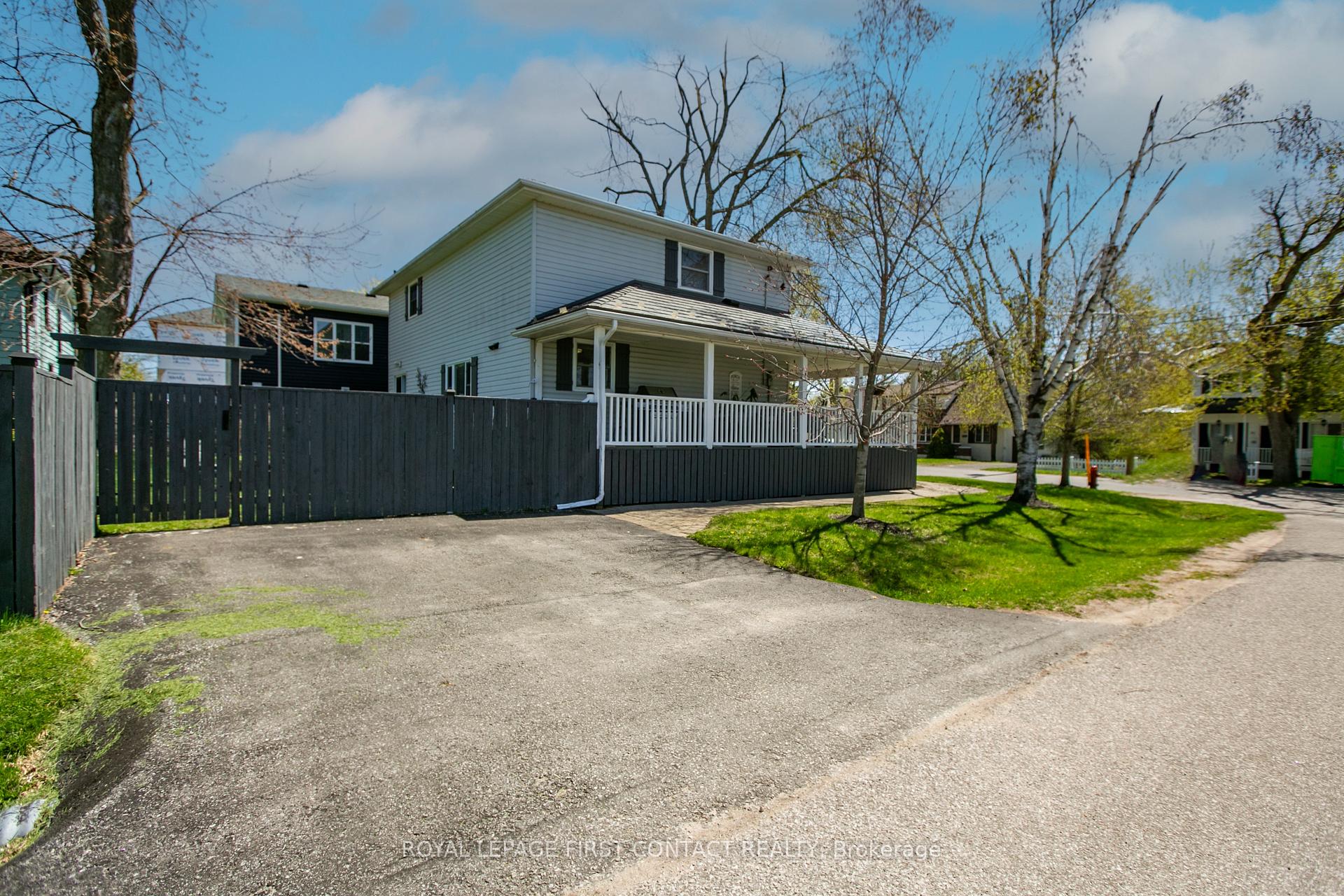 Photo 44 of 50 Calverley Street, Orillia — HOMEH