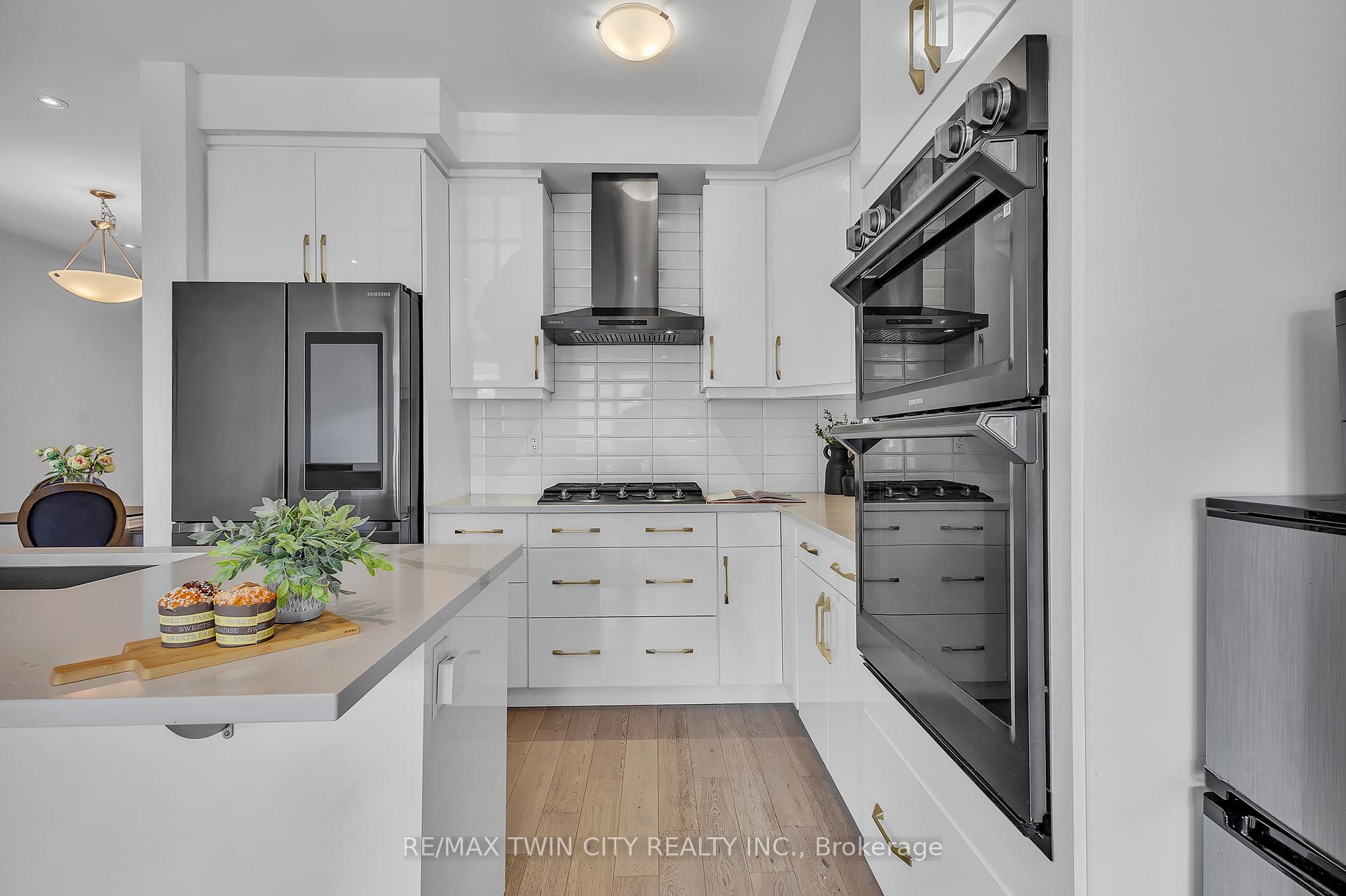 Photo 39 of 1567 Denison Place, Milton, Bowes — HOMEH
