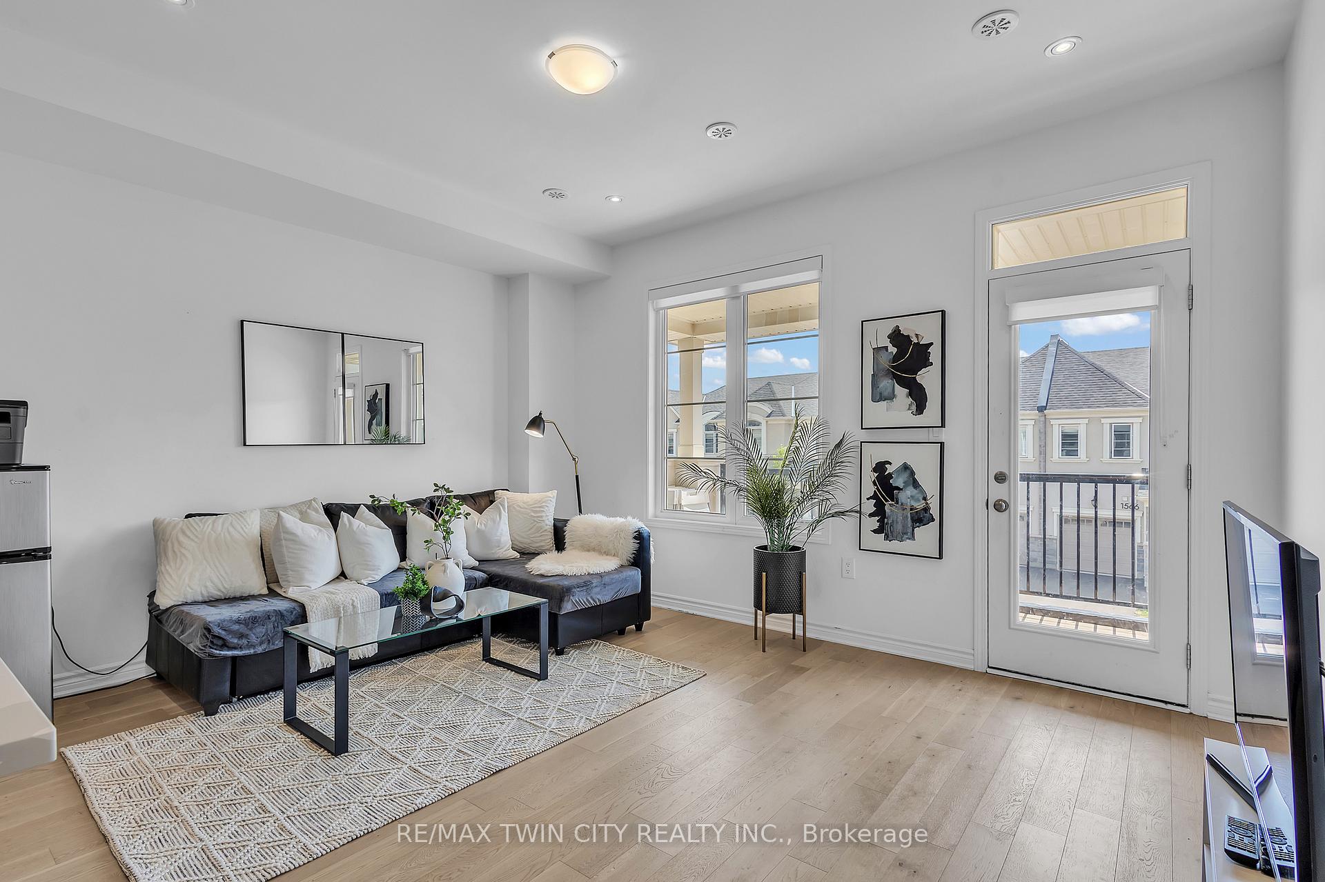 Photo 25 of 1567 Denison Place, Milton, Bowes — HOMEH