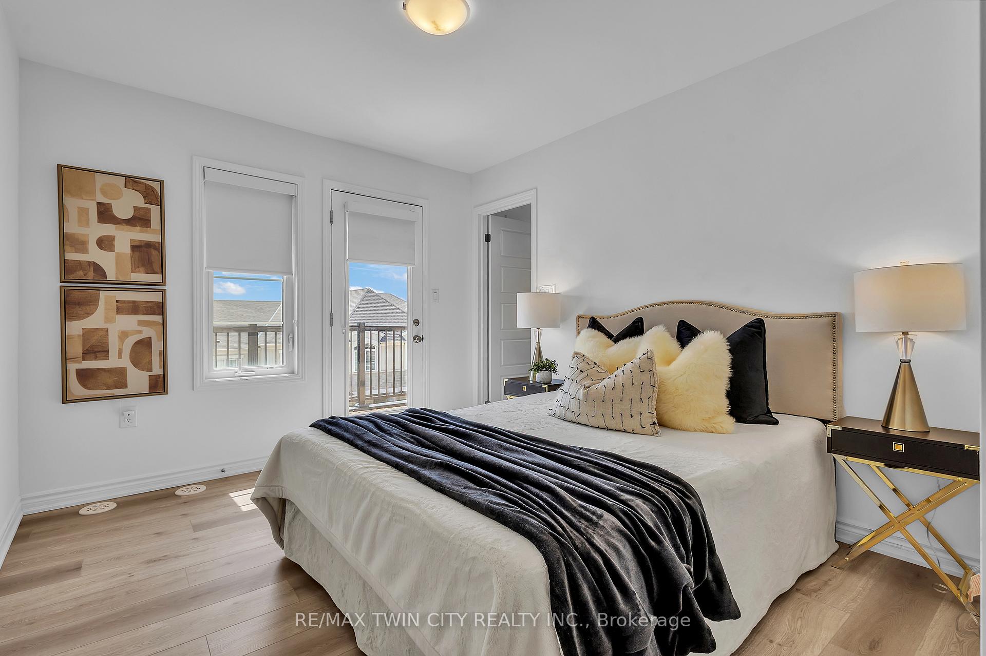 Photo 20 of 1567 Denison Place, Milton, Bowes — HOMEH