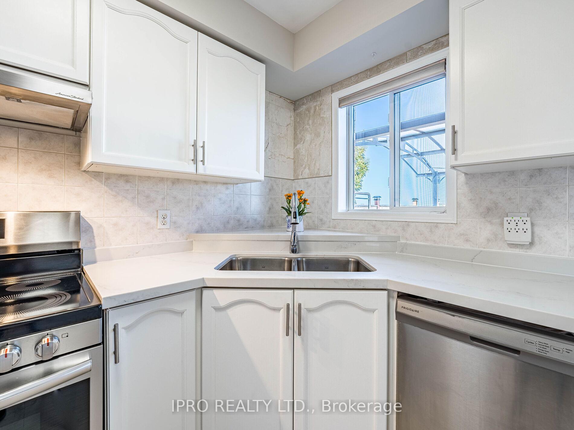 Photo 14 of 5 Reynolds Avenue, New Tecumseth, Beeton — HOMEH